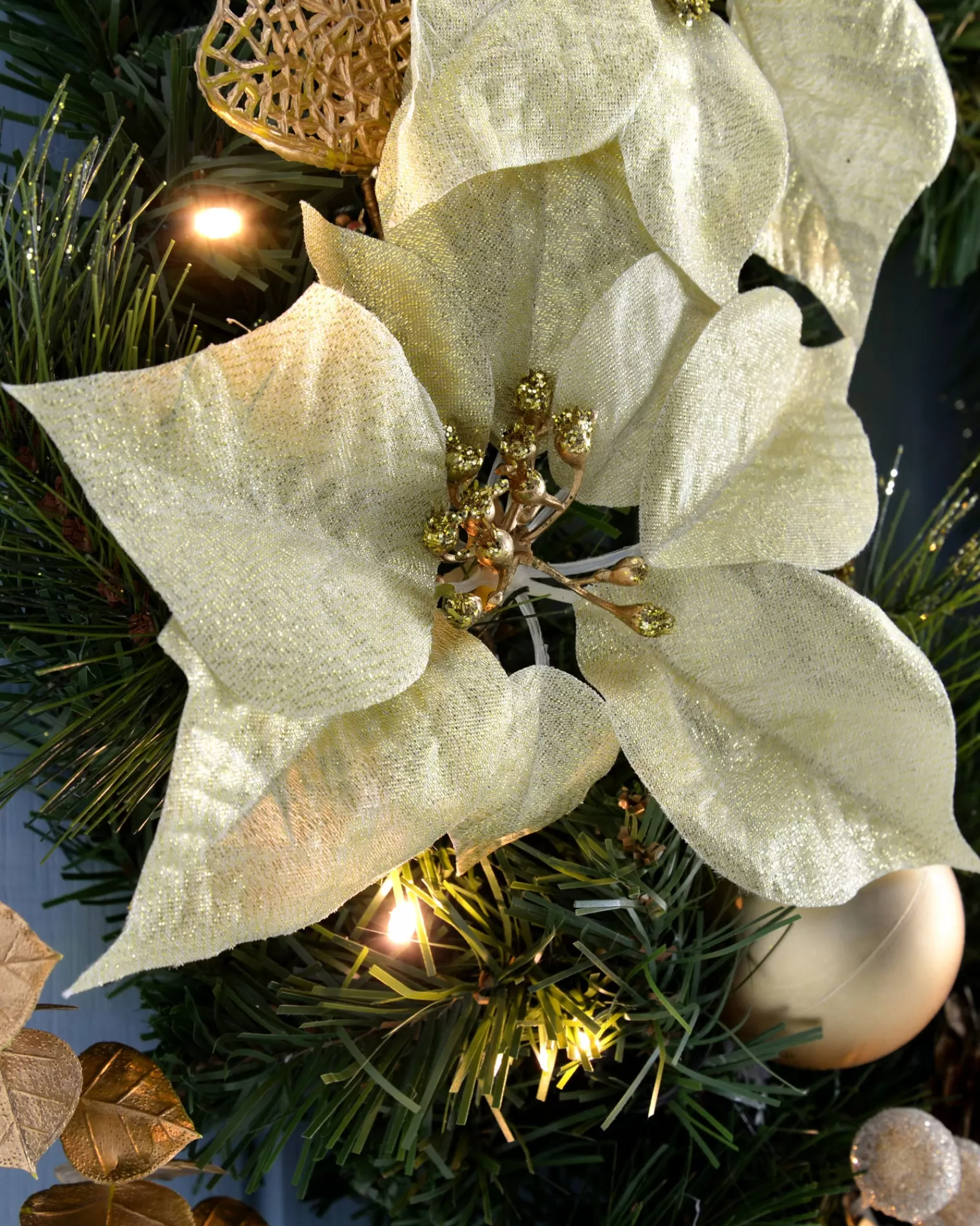 WeRChristmas Decorated Wreaths | Pre Lit Wreaths^Pre-Lit Decorated Wreath, Cream/Gold, 60 Cm