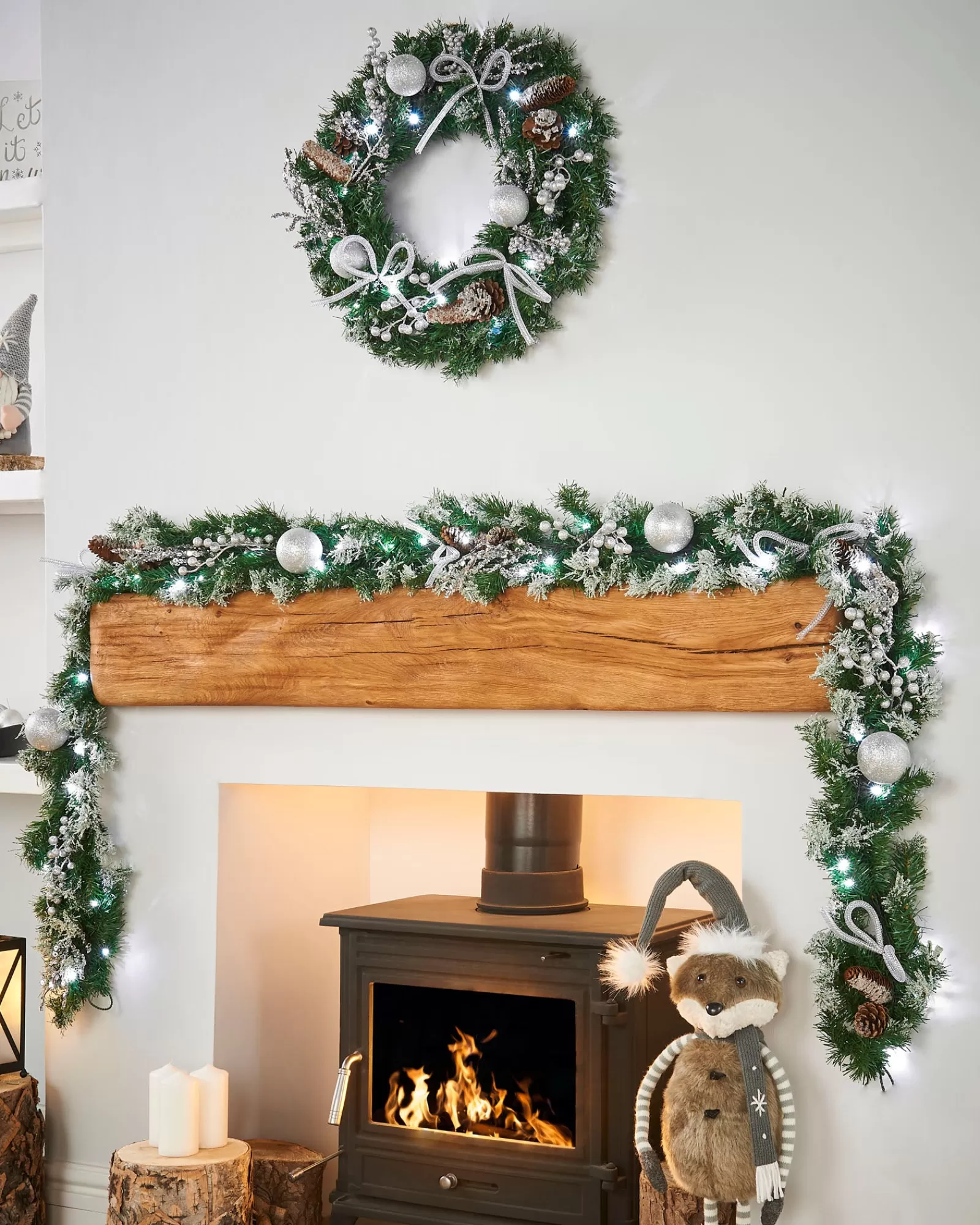 WeRChristmas Decorated Wreaths | Pre Lit Wreaths^Pre-Lit Decorated Wreath, Silver Ice, 60 Cm