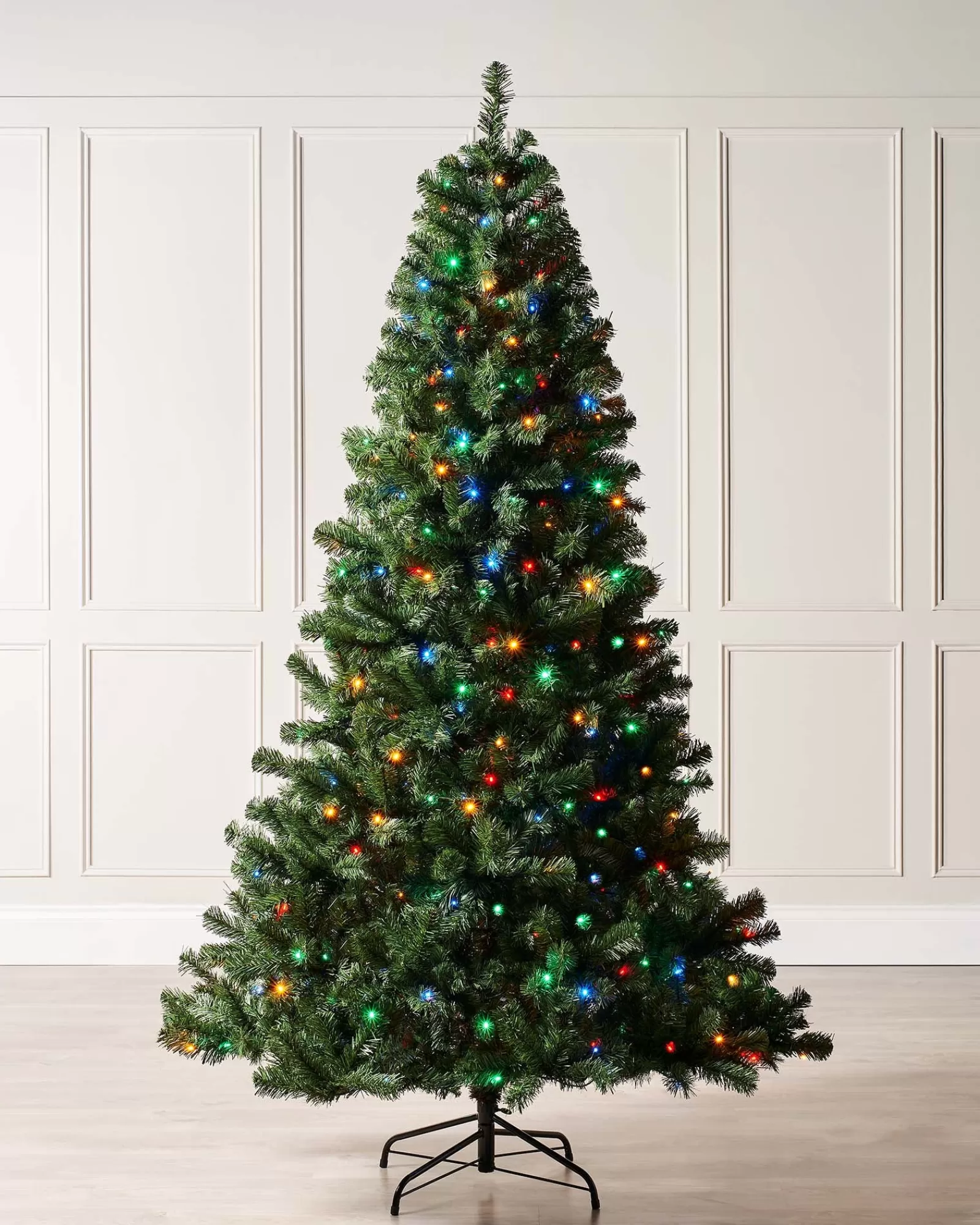 WeRChristmas Budget Christmas Trees | Pre Lit Christmas Trees^Pre-Lit Emerald Spruce Christmas Tree, Multi Colour, 6 Ft