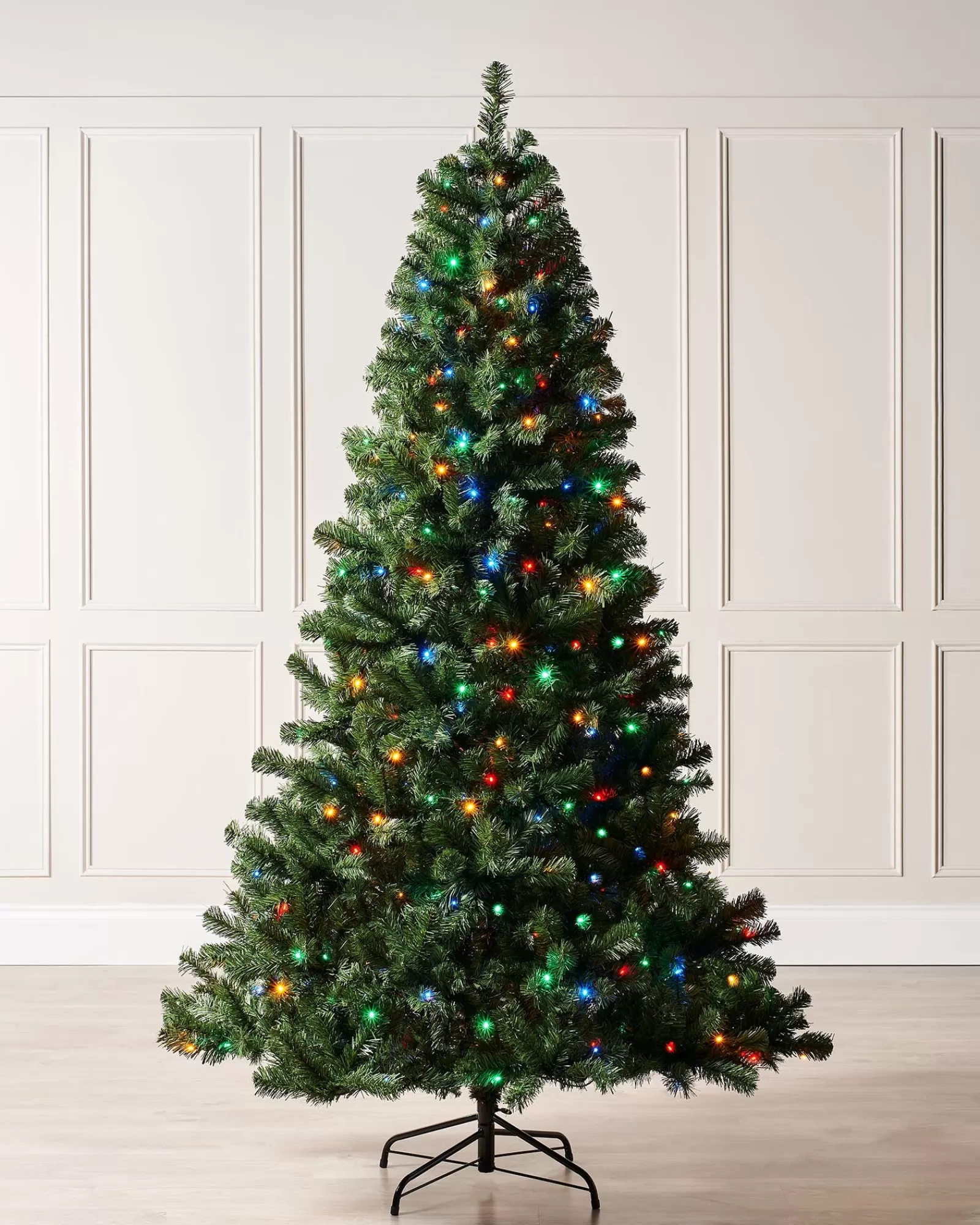 WeRChristmas Pre Lit Christmas Trees^Pre-Lit Emerald Spruce Christmas Tree, Multi Colour, 7 Ft