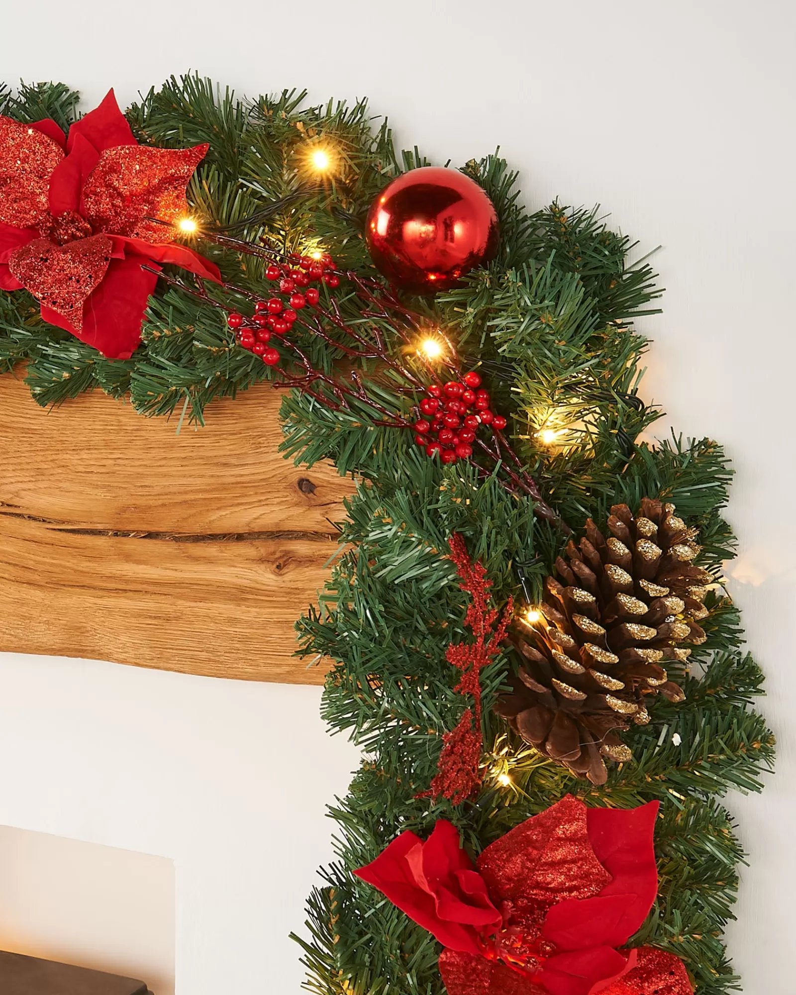 WeRChristmas Decorated Garlands | Pre Lit Garlands^Pre-Lit Extra Thick Decorated Garland, Red/Gold, 9 Ft