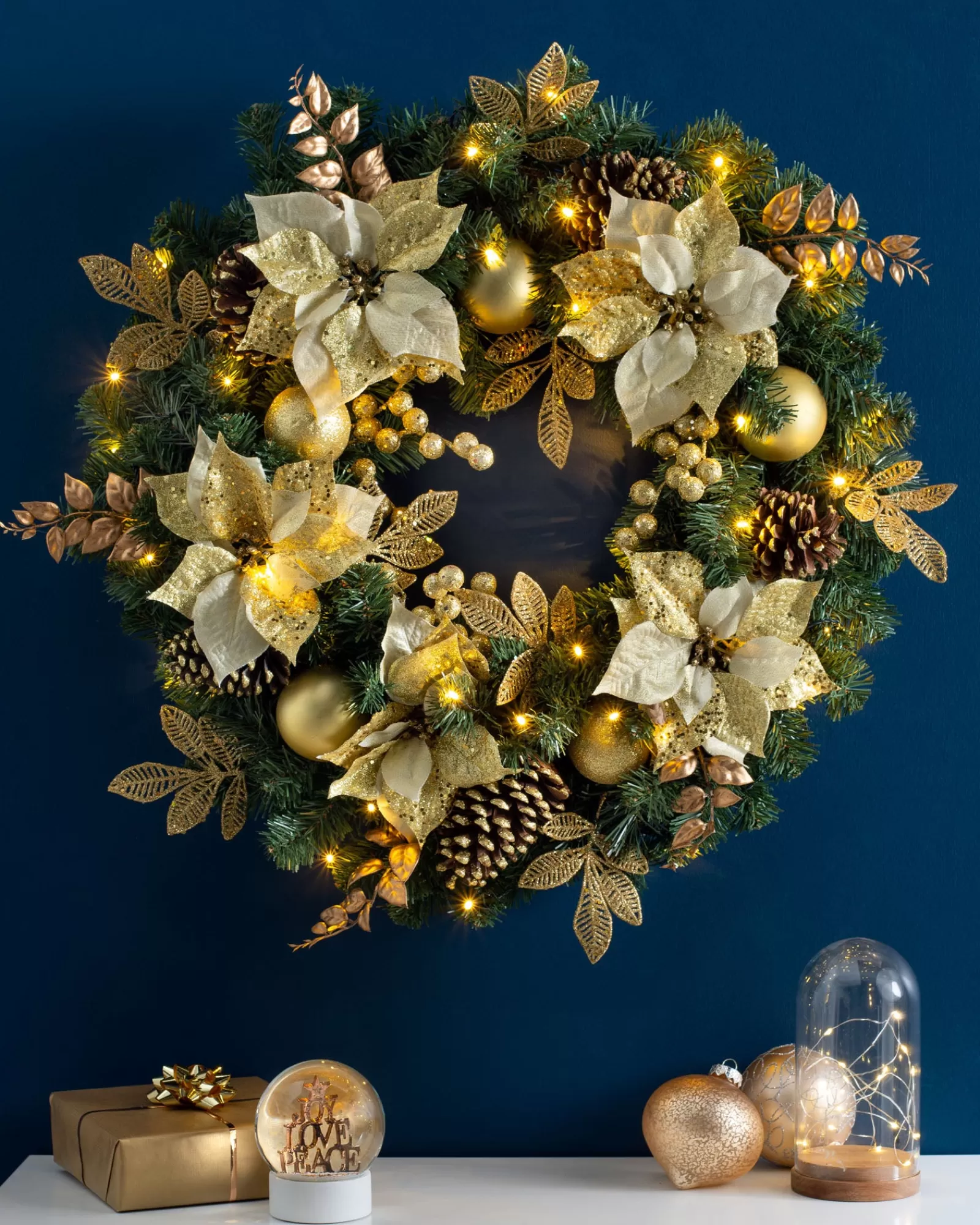 WeRChristmas Decorated Wreaths | Pre Lit Wreaths^Pre-Lit Extra Thick Wreath, Cream/Gold, 76 Cm