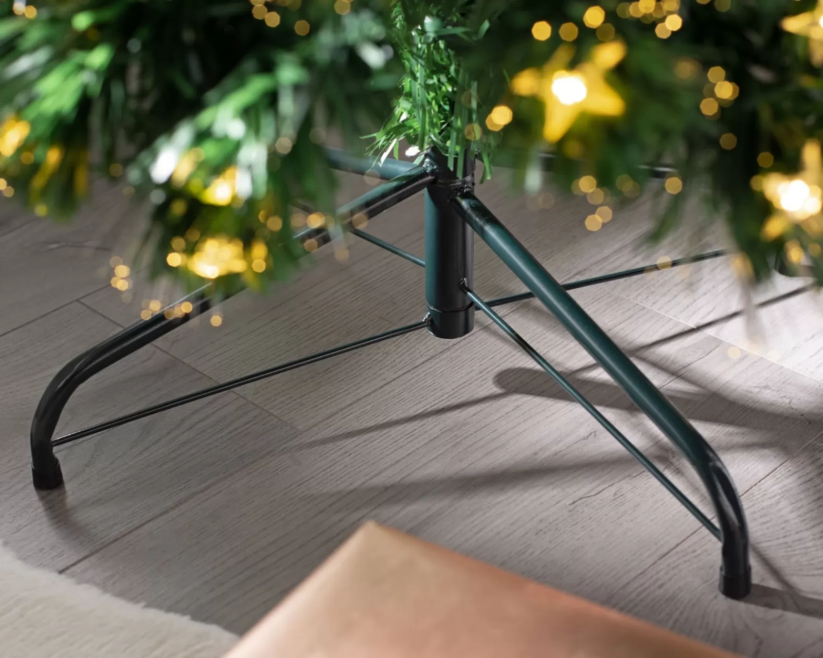 WeRChristmas Fibre Optic Christmas Trees | Pre Lit Christmas Trees^Pre-Lit Fibre Optic Pencil Christmas Tree With Warm White LED Stars, 5 Ft