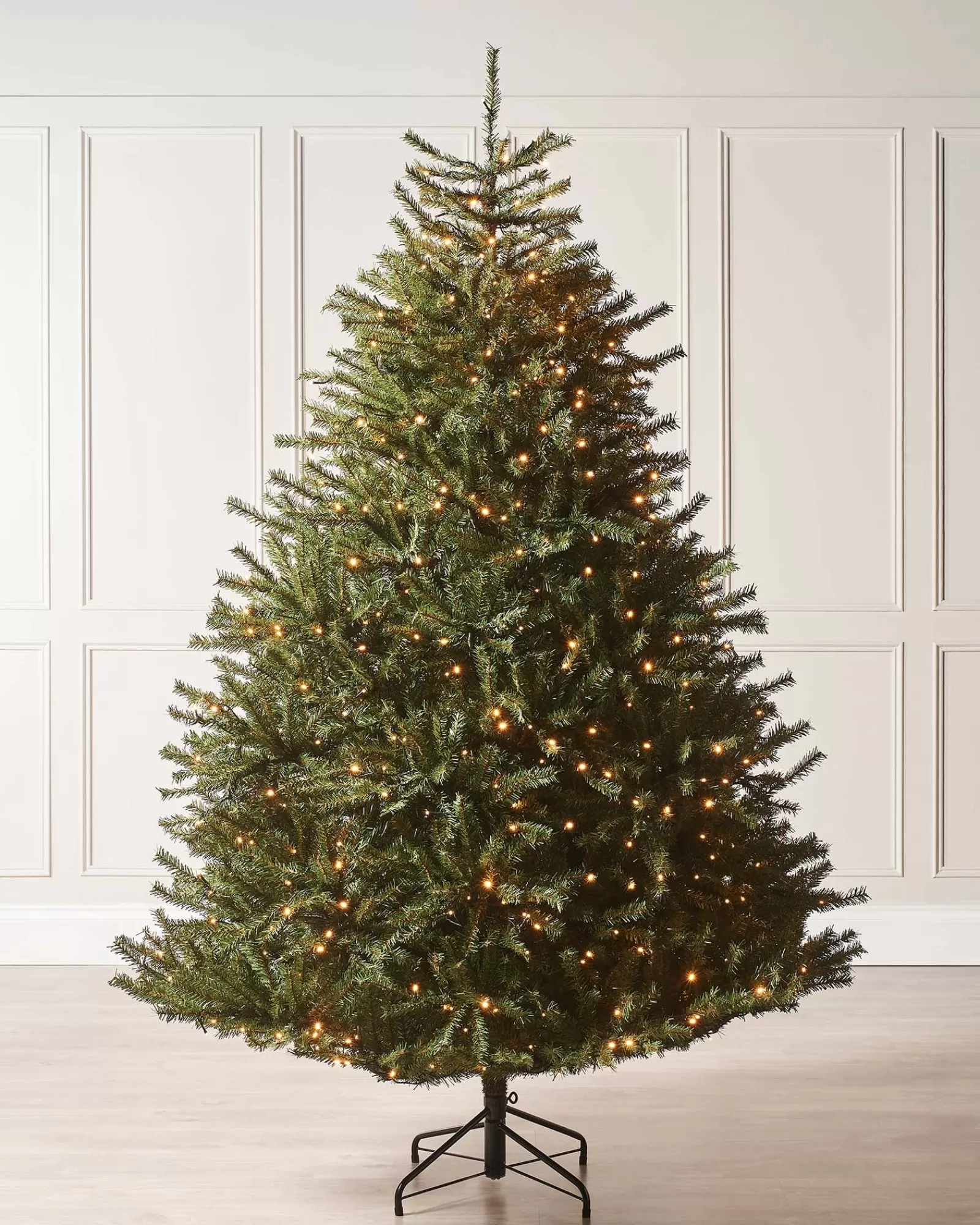 WeRChristmas Premium Christmas Trees | Pre Lit Christmas Trees^Pre-Lit Foxtail Pine Christmas Tree, 6 Ft