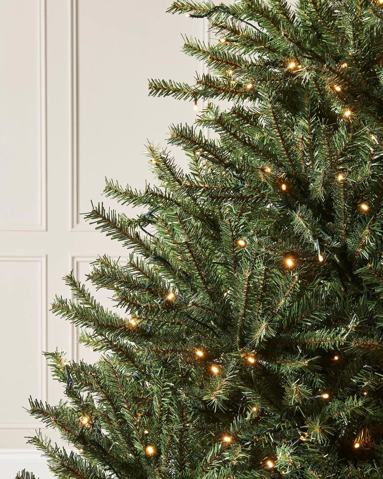 WeRChristmas Premium Christmas Trees | Pre Lit Christmas Trees^Pre-Lit Foxtail Pine Christmas Tree, 7 Ft