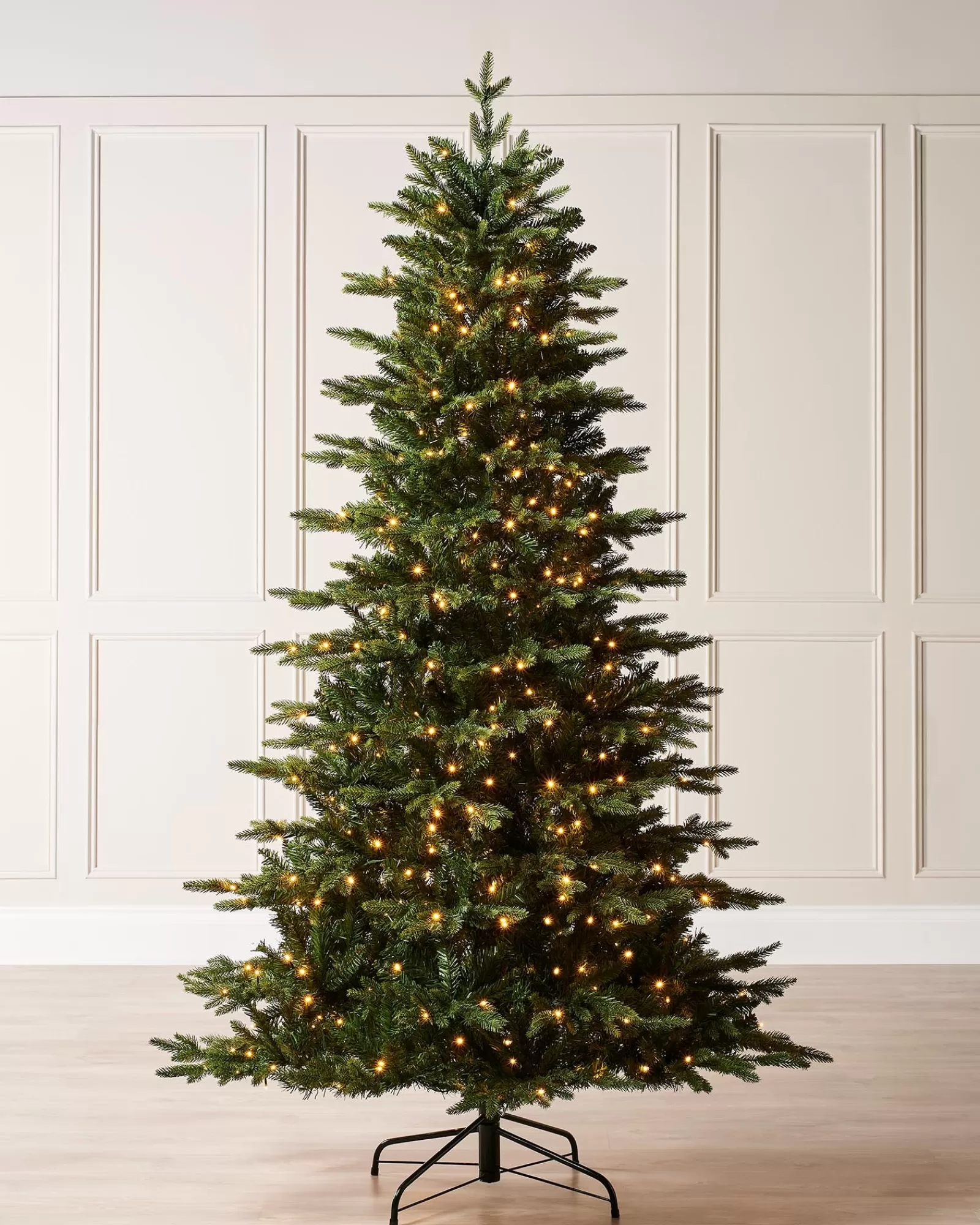 WeRChristmas Premium Christmas Trees | Pre Lit Christmas Trees^Pre-Lit Himalayan Fir Christmas Tree, 6 Ft