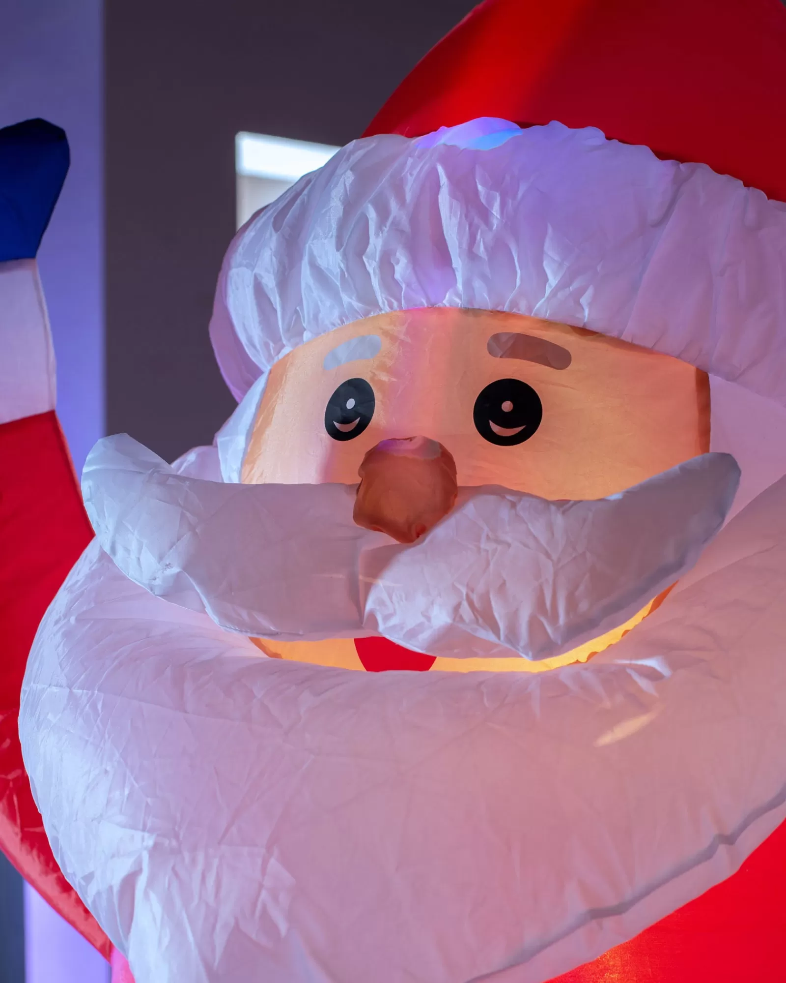 WeRChristmas Christmas Characters | Inflatables^Pre-Lit Inflatable Animated Santa, 6 Ft