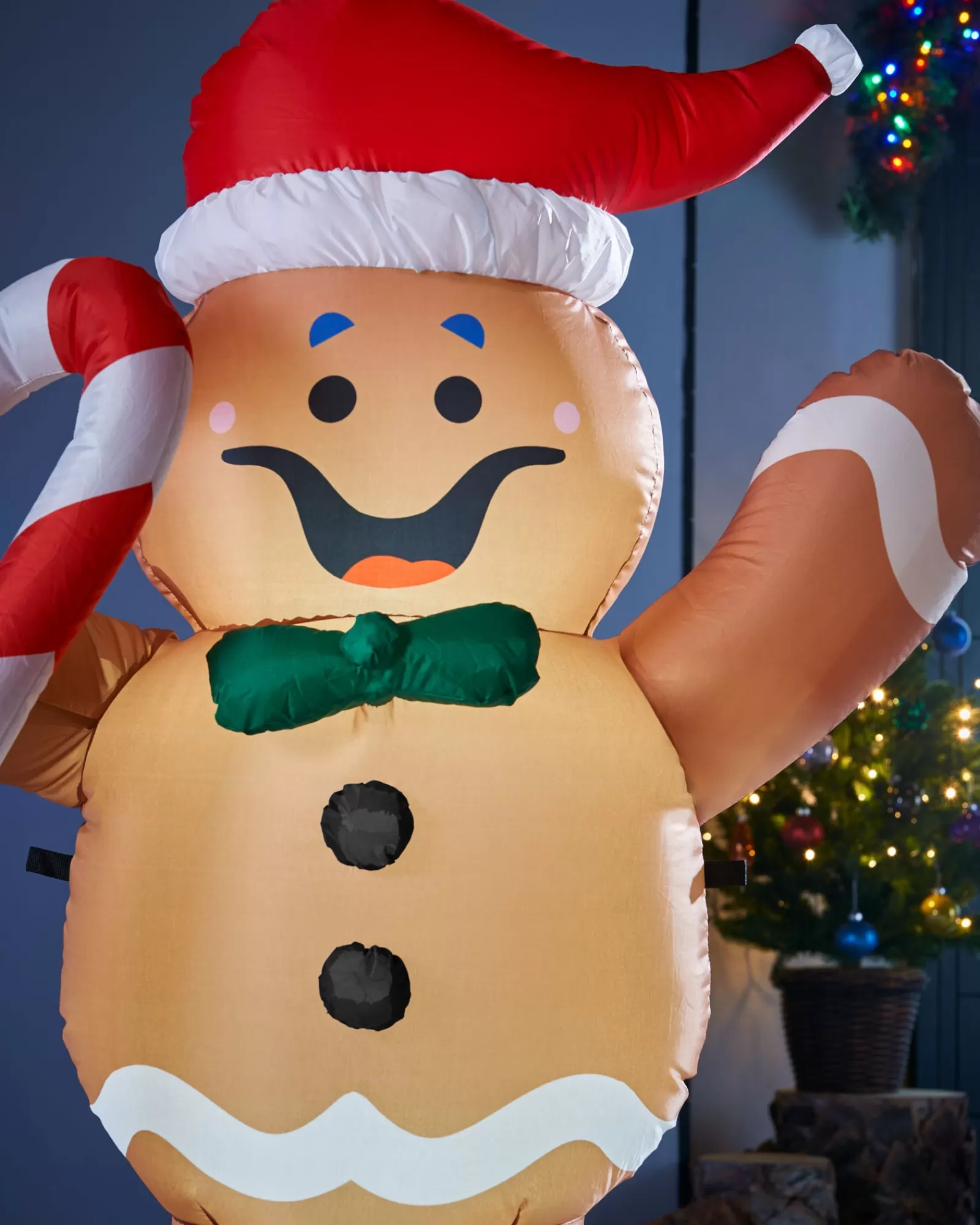 WeRChristmas Inflatables^Pre-Lit Inflatable Gingerbread Man With Candy Cane, 5 Ft