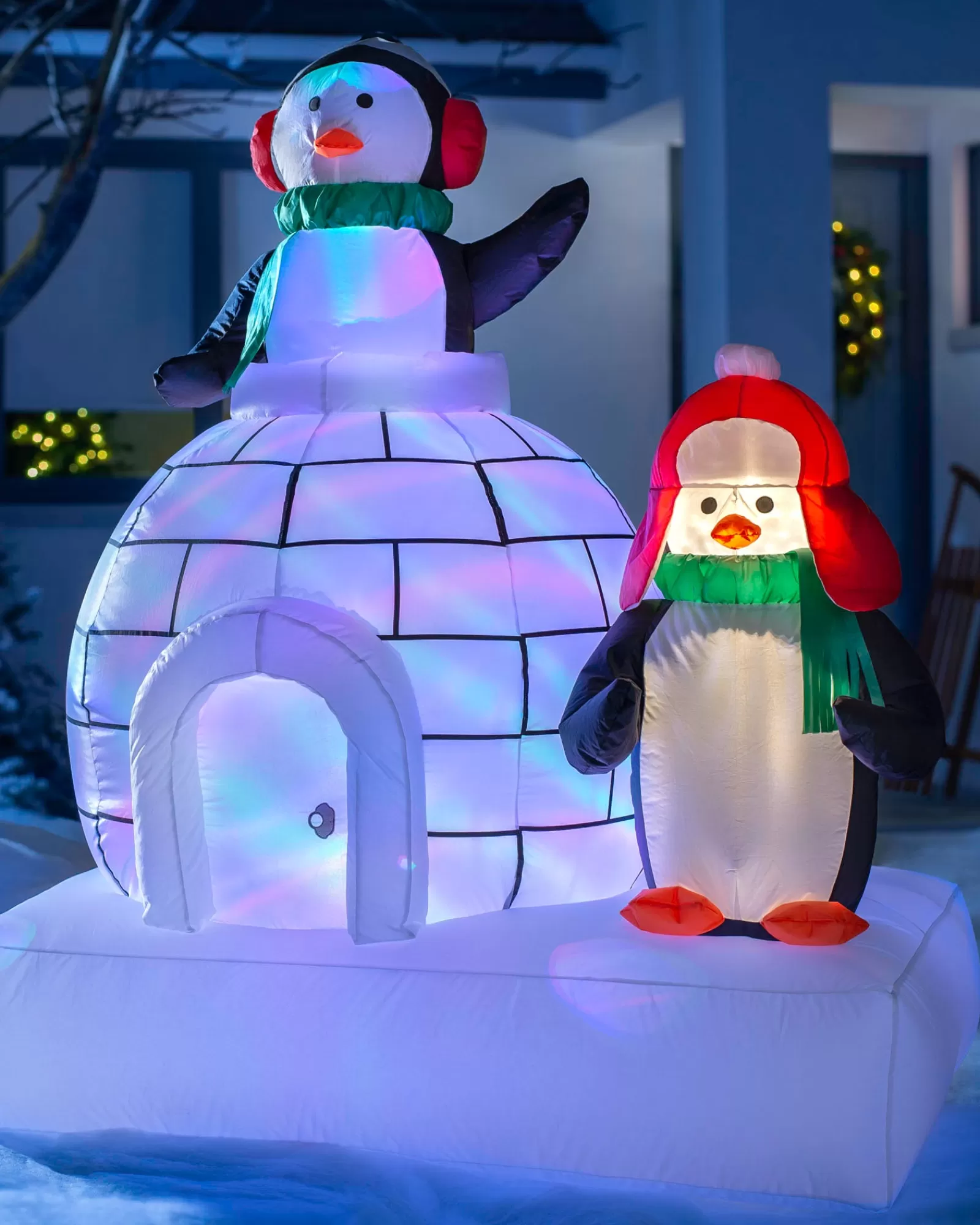 WeRChristmas Inflatables^Pre-Lit Inflatable Penguin Family And Igloo, 5 Ft