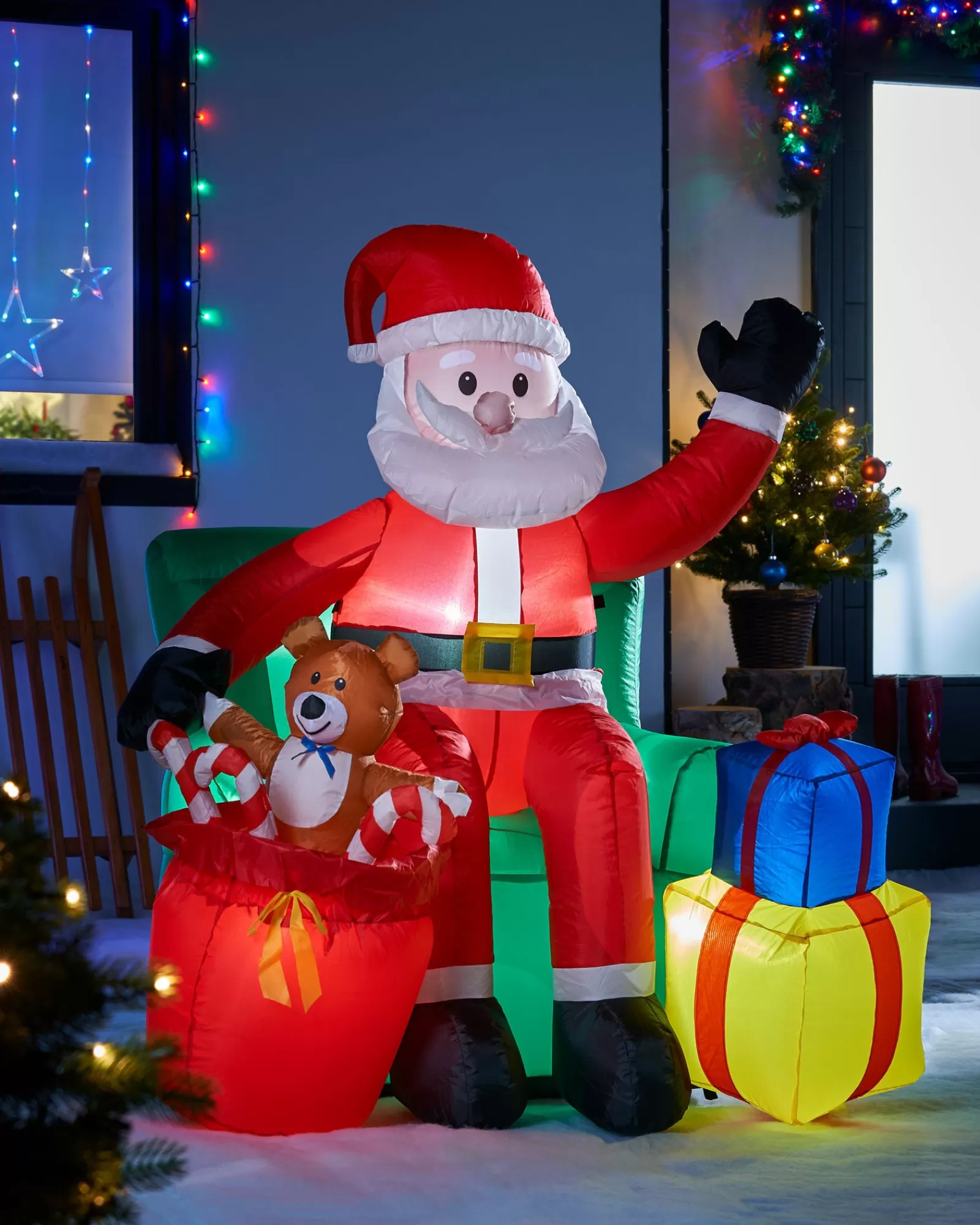 WeRChristmas Inflatables^Pre-Lit Inflatable Santa With Present Stack, 5 Ft