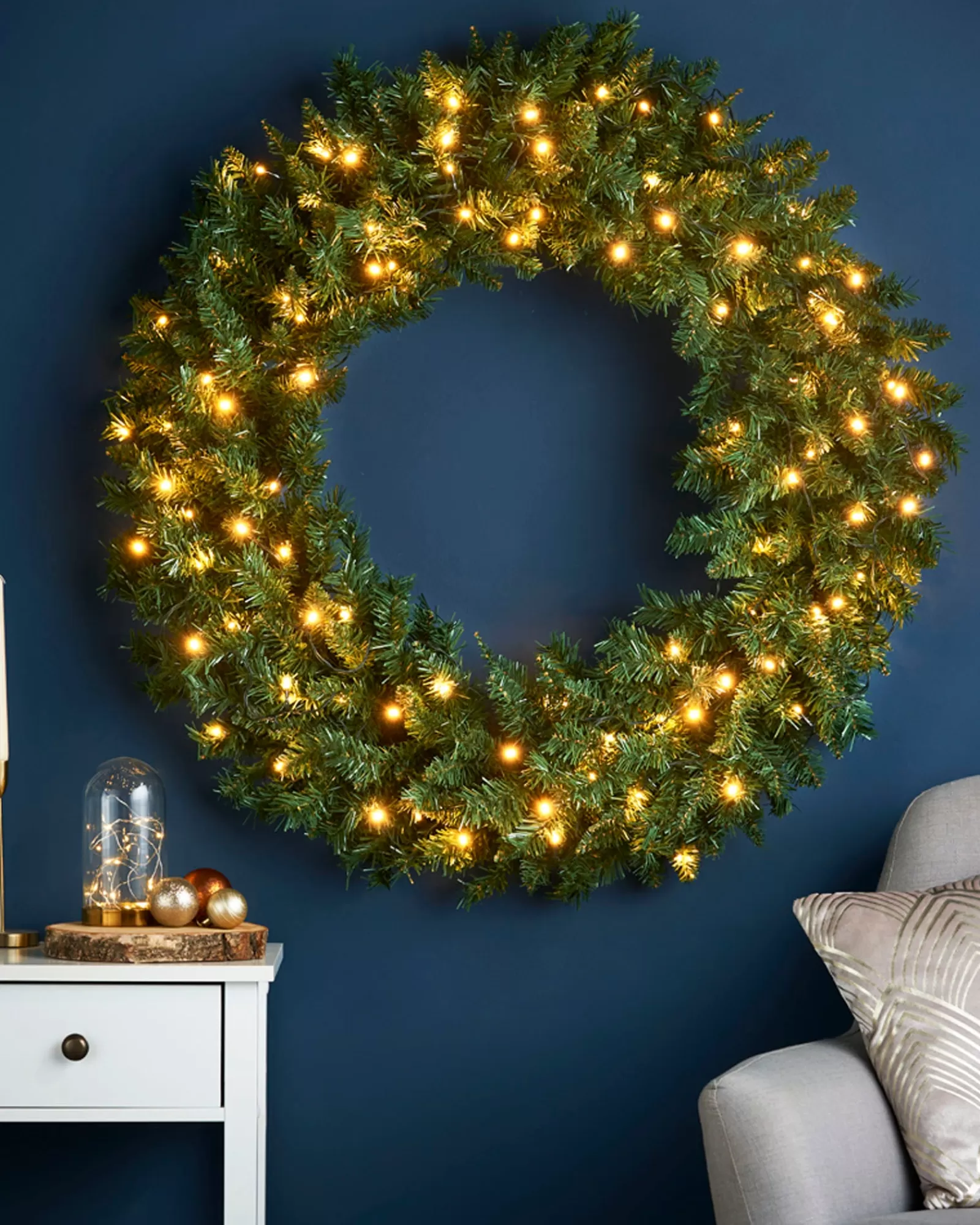 WeRChristmas Extra Large Wreaths | Plain Wreaths^Pre-Lit Majestic Wreath, 1 M