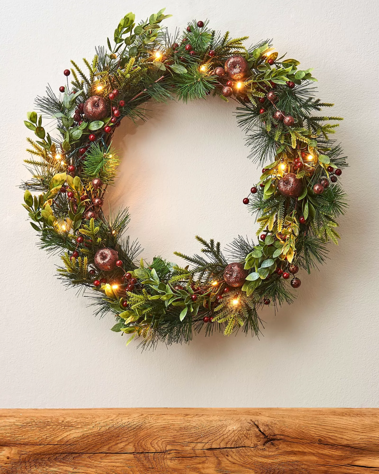 WeRChristmas Decorated Wreaths | Pre Lit Wreaths^Pre-Lit Natural Mixed Tip Wreath, 60 Cm