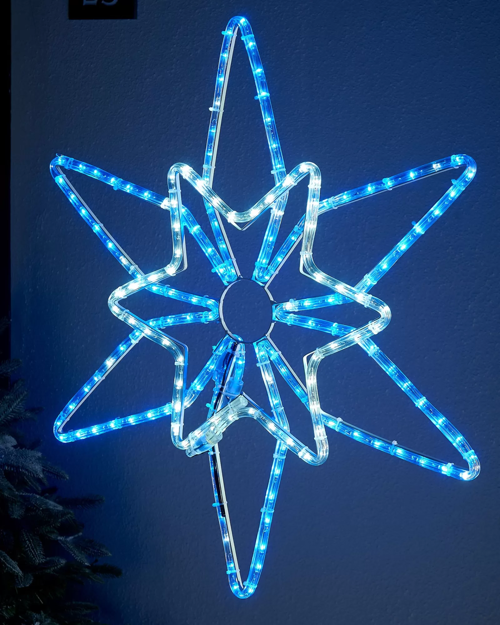 WeRChristmas Festive Star, Snowflake & Sign Lights^Pre-Lit Northern Star Rope Light Silhouette, Blue/White, 64 Cm