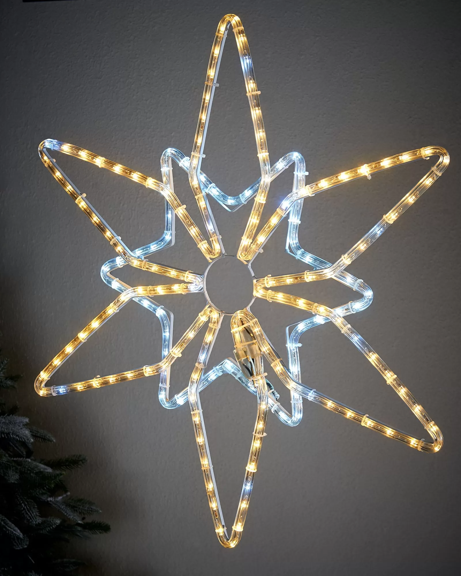 WeRChristmas Festive Star, Snowflake & Sign Lights^Pre-Lit Northern Star Rope Light Silhouette, Warm/Bright White, 64 Cm