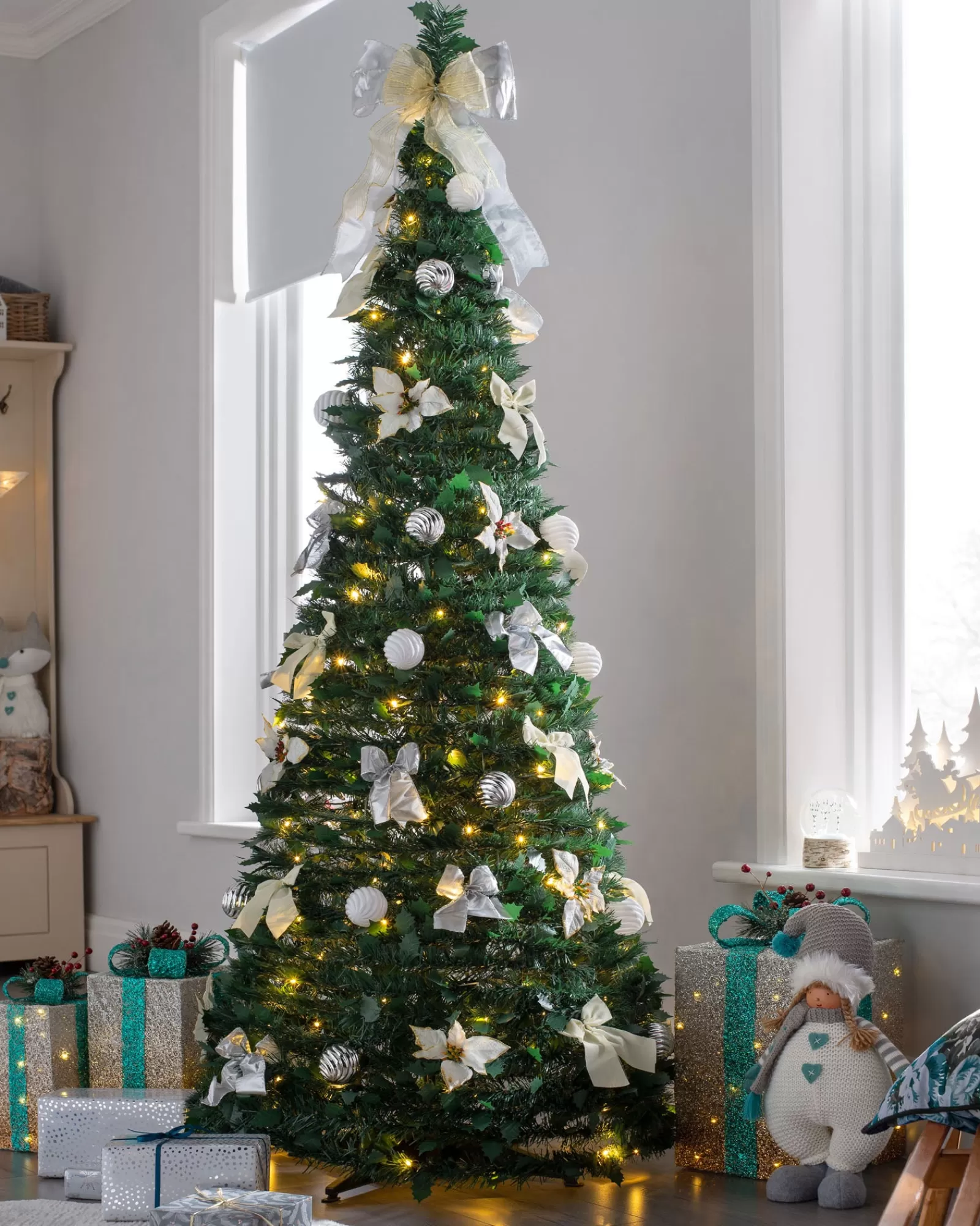 WeRChristmas Budget Christmas Trees | Pre Lit Christmas Trees^Pre-Lit Pop-Up Decorated Christmas Tree, White, 6 Ft