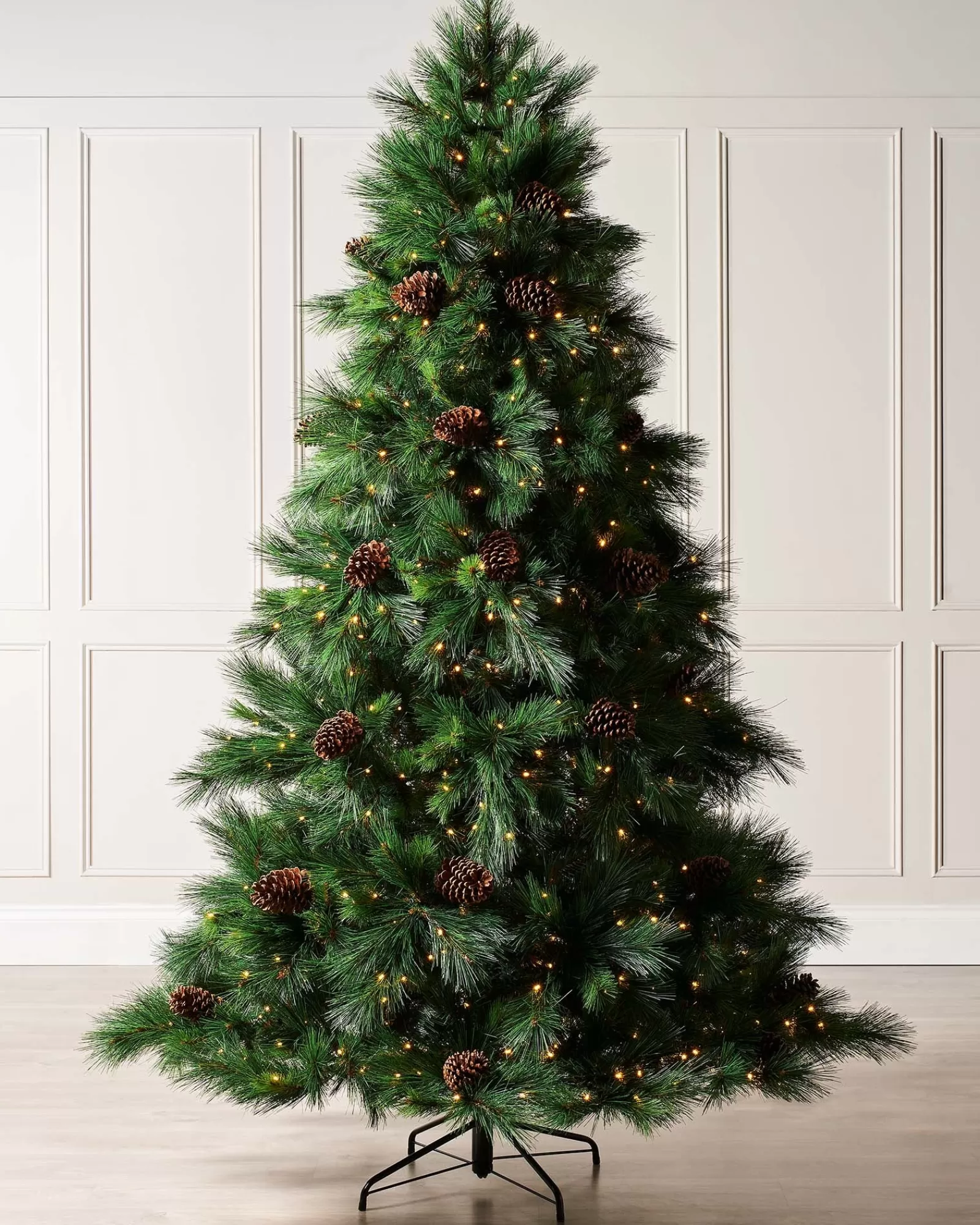 WeRChristmas Premium Christmas Trees | Pre Lit Christmas Trees^Pre-Lit Portland Spruce Christmas Tree, 6.5 Ft