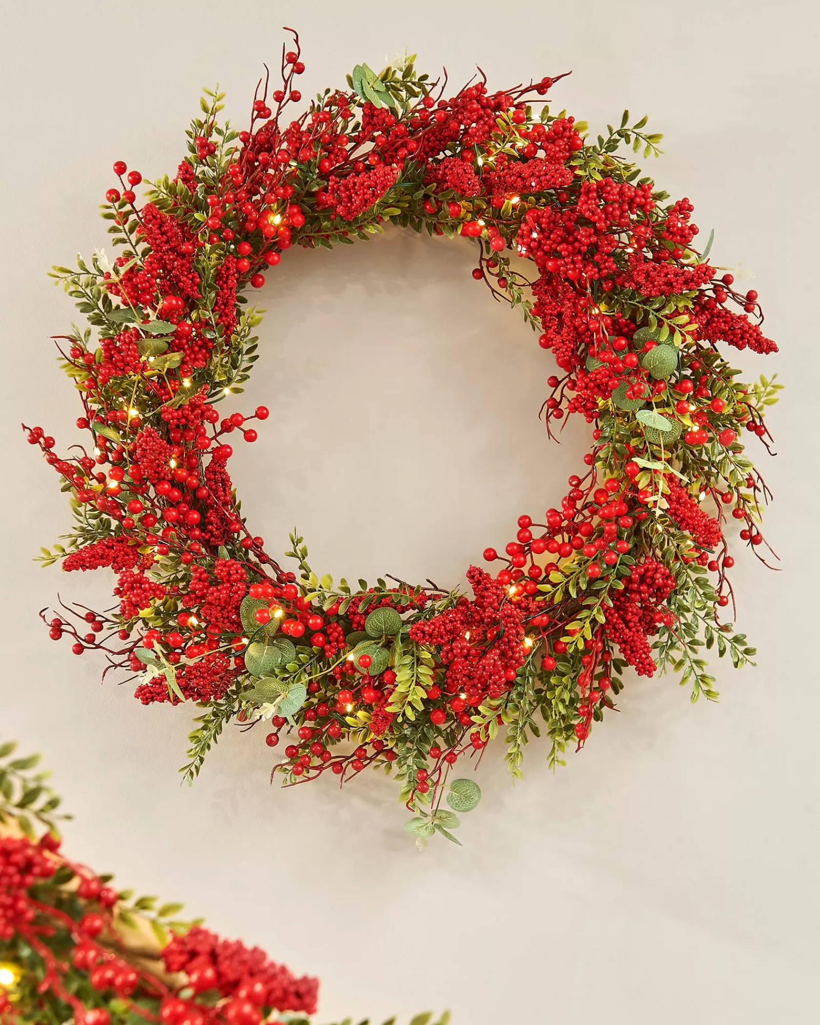 WeRChristmas Decorated Wreaths | Pre Lit Wreaths^Pre-Lit Red Berry Wreath, 76 Cm