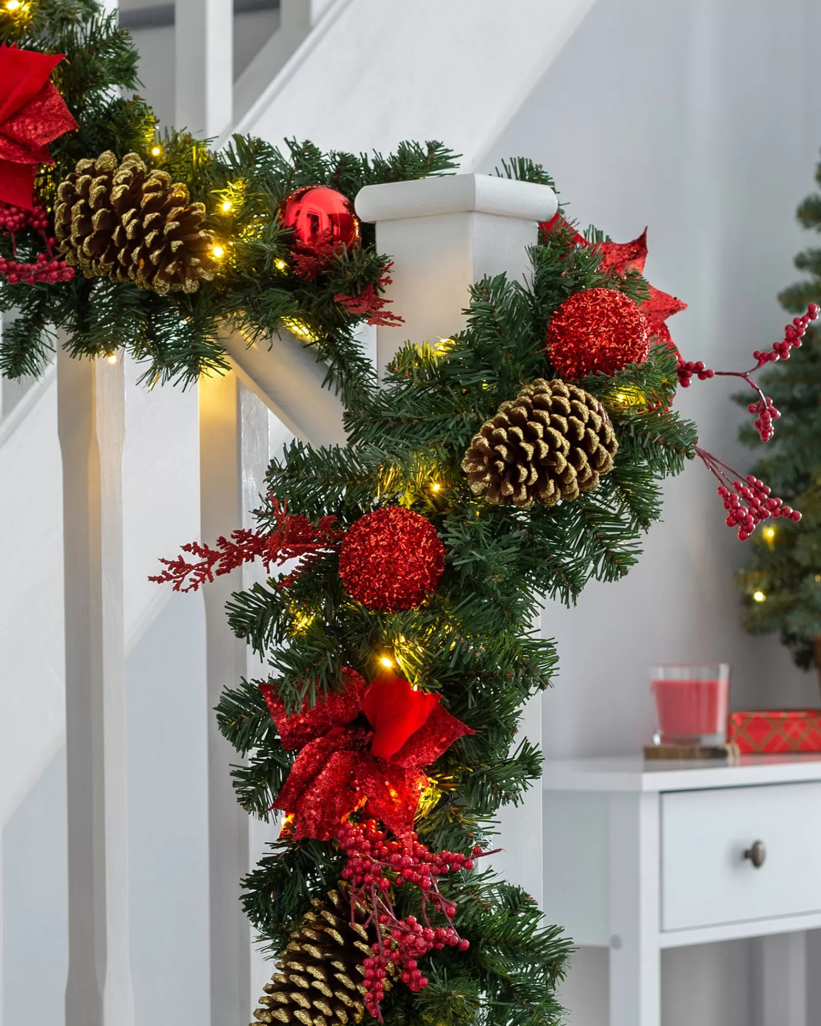 WeRChristmas Decorated Garlands | Pre Lit Garlands^Pre-Lit Red Decorated Extra Thick Garland, 9 Ft