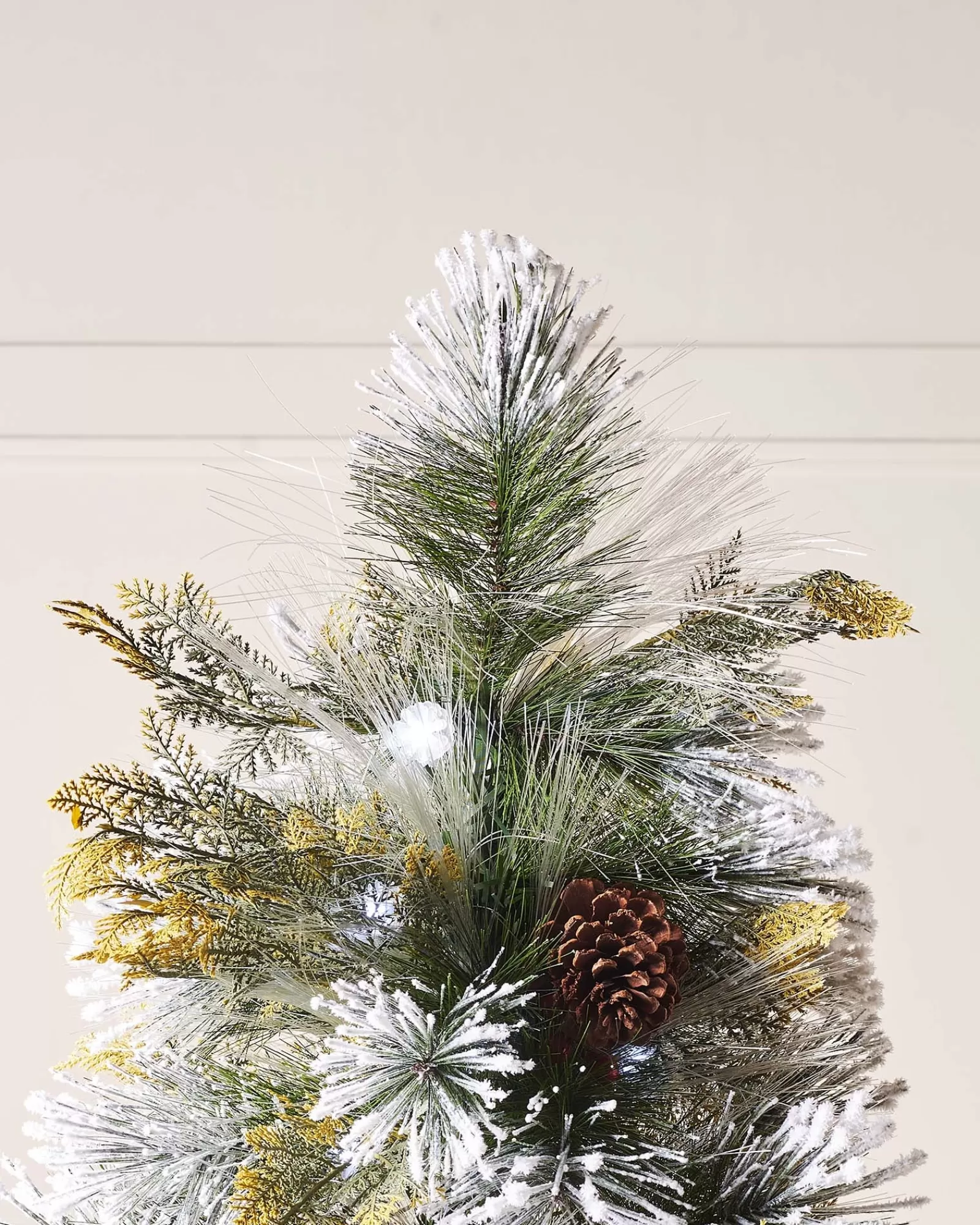 WeRChristmas Fibre Optic Christmas Trees | Snow Flocked Christmas Trees^Pre-Lit Snow Flocked Pinecones & Berries Fibre Optic Christmas Tree, 6 Ft