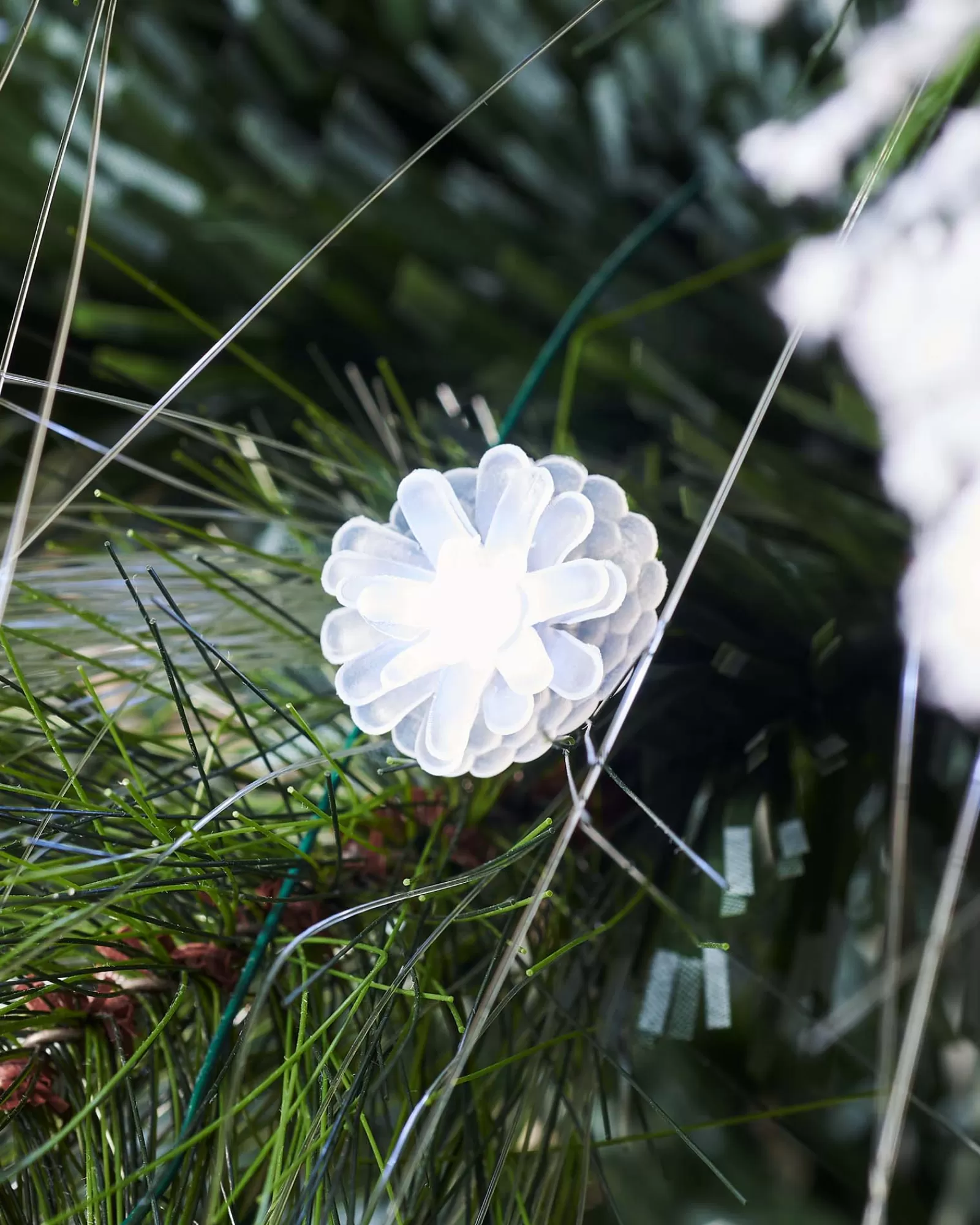 WeRChristmas Fibre Optic Christmas Trees | Snow Flocked Christmas Trees^Pre-Lit Snow Flocked Pinecones & Berries Fibre Optic Christmas Tree, 7 Ft