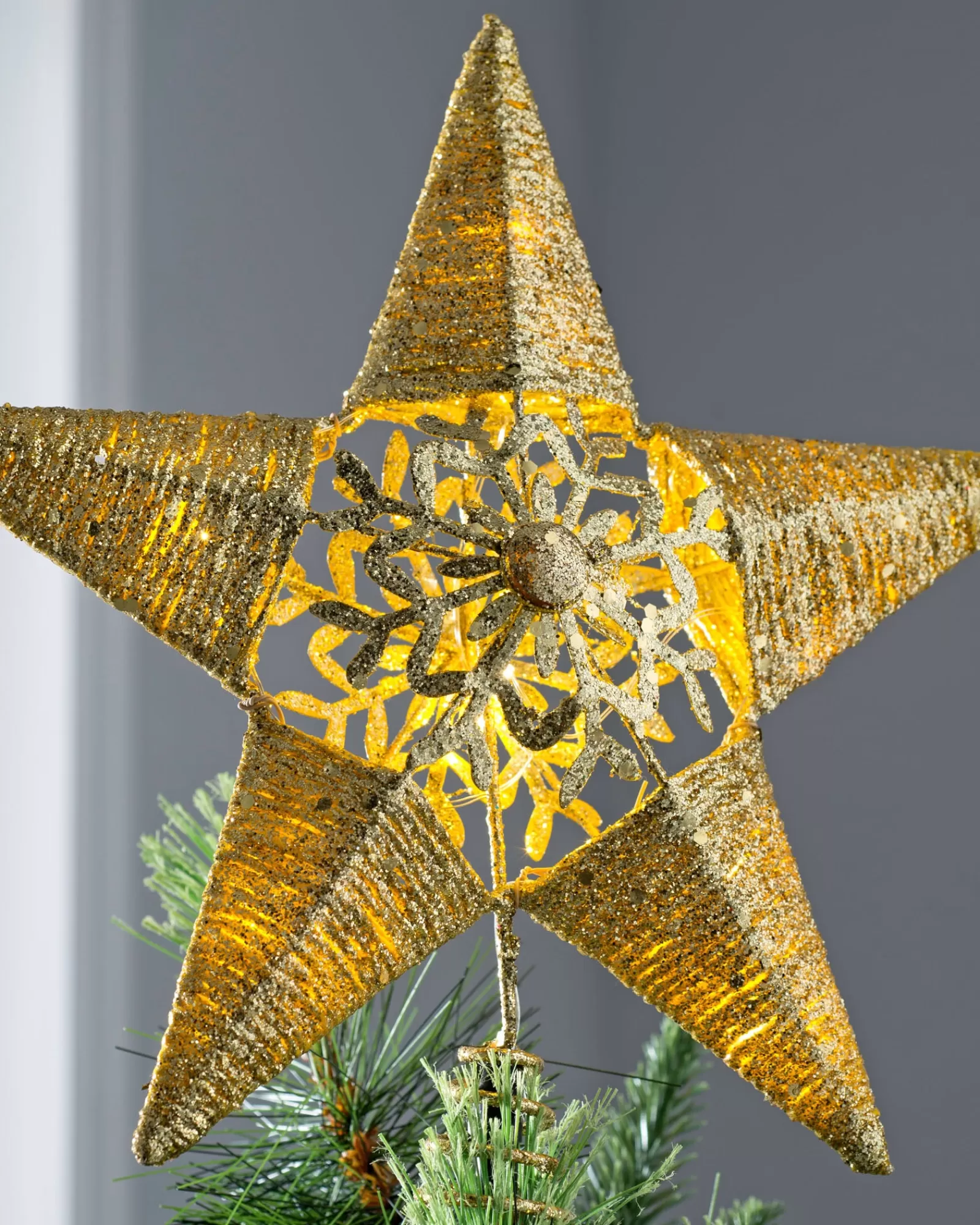 WeRChristmas Tree Toppers^Pre-Lit Snowflake Christmas Tree Topper, Gold, 31 Cm