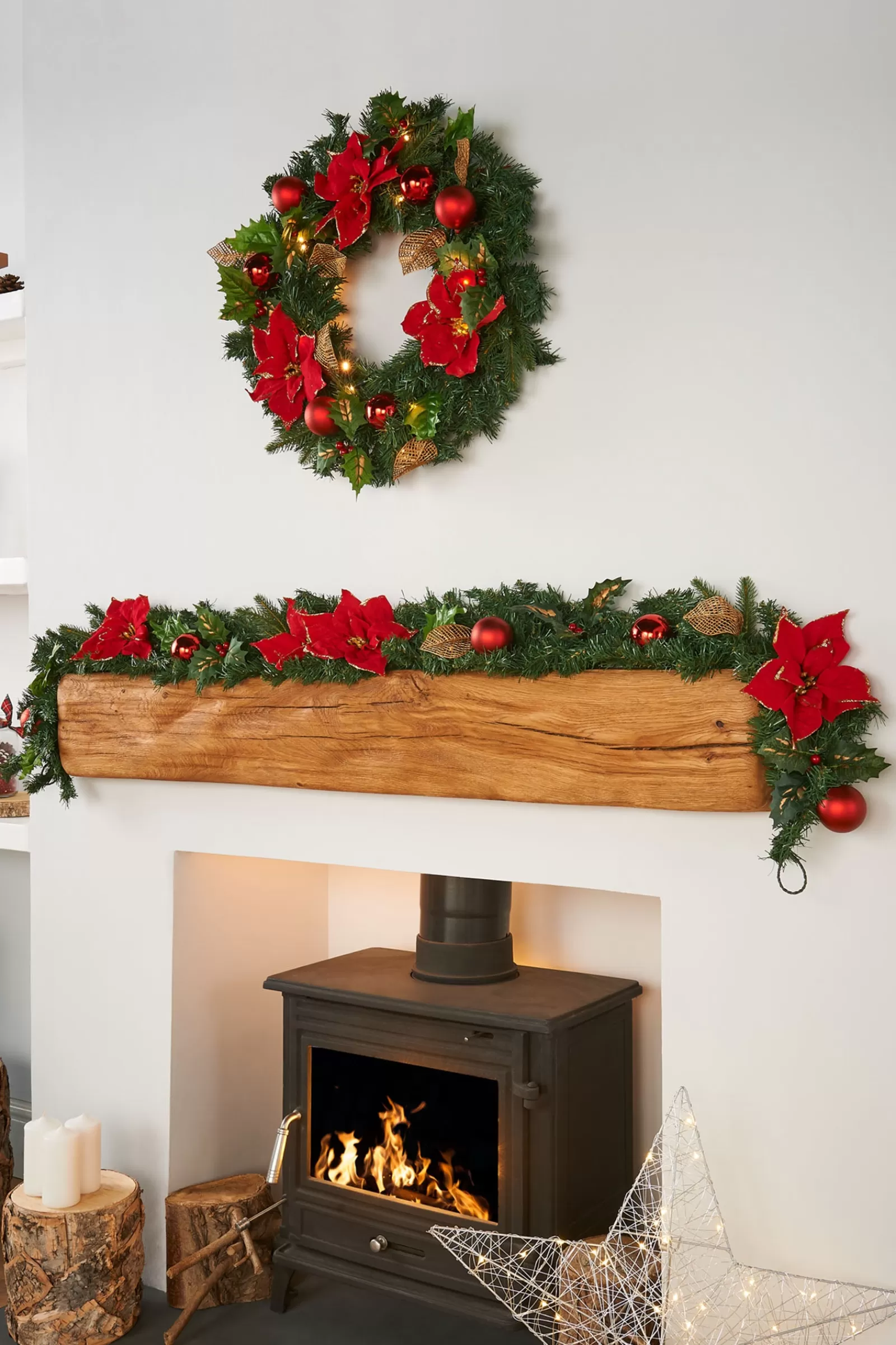 WeRChristmas Decorated Wreaths | Pre Lit Wreaths^Pre-Lit Warm White Decorated Wreath, Red/Gold, 60 Cm