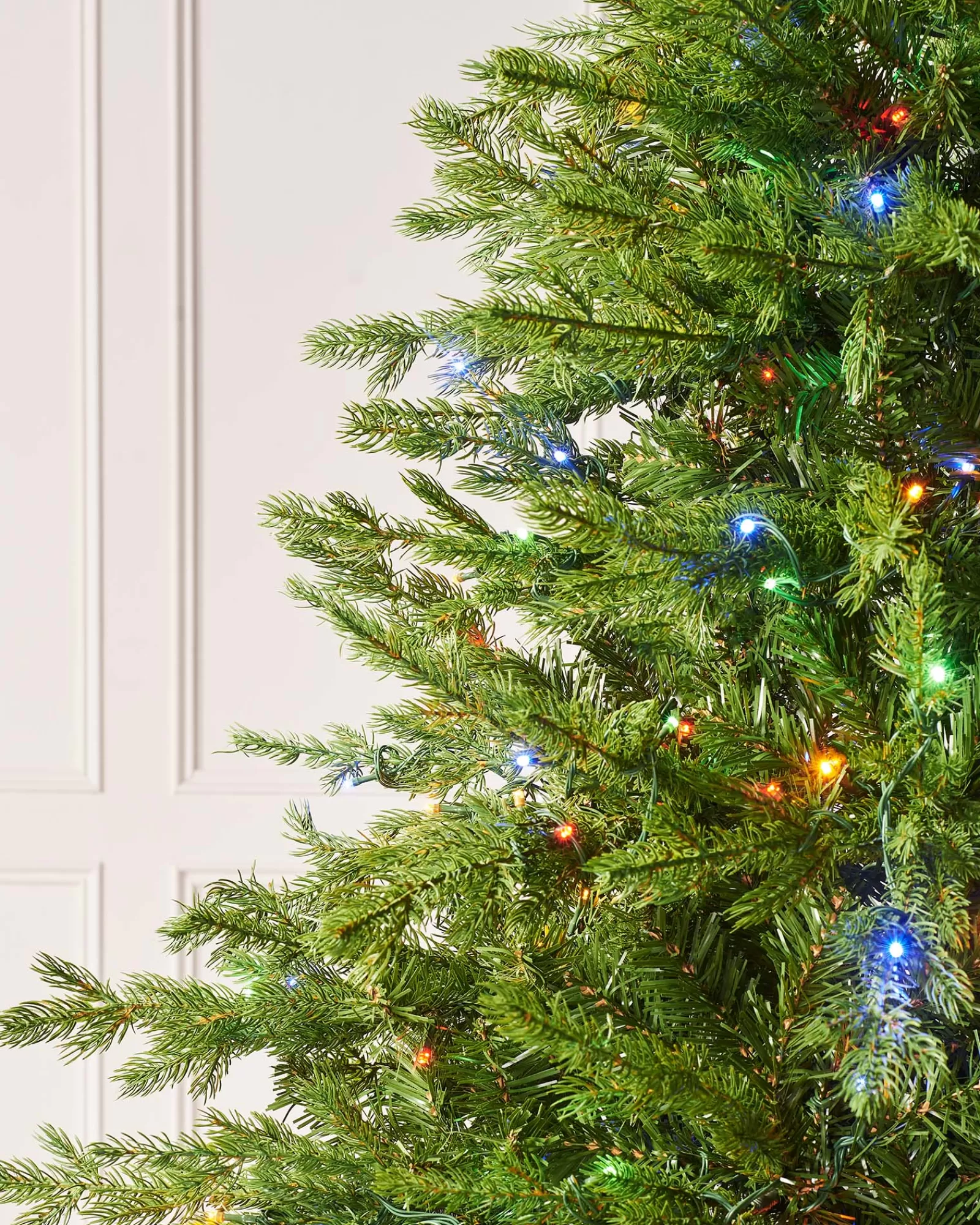 WeRChristmas Premium Christmas Trees | Pre Lit Christmas Trees^Pre-Lit Windsor Fir Christmas Tree, Dual Multi Colour, 6 Ft