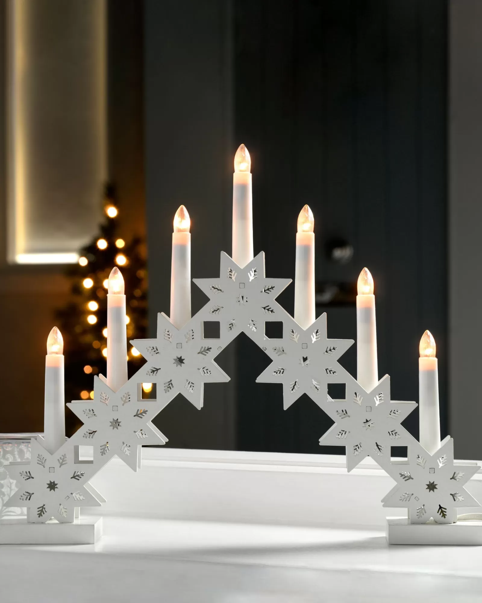 WeRChristmas Table Decorations^Pre-Lit Wooden Candle Bridge, White