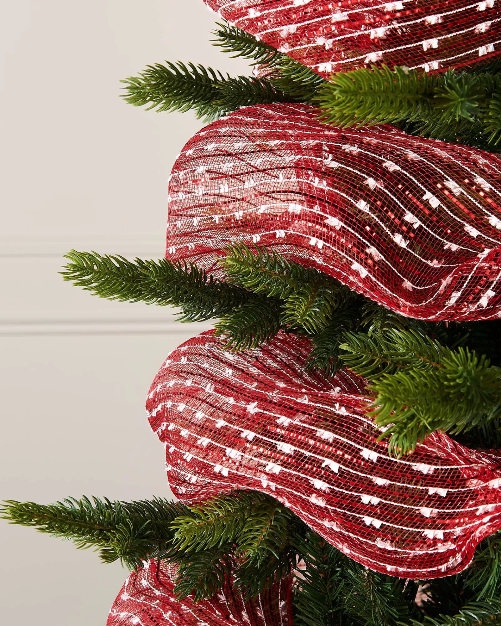 WeRChristmas Deco Mesh^Red And White Mesh With Red Foil, 9 M