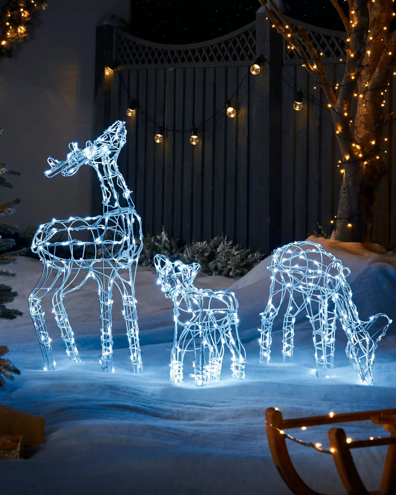 WeRChristmas Outdoor Lighted Reindeer^Reindeer Family Silhouette, 77 Cm