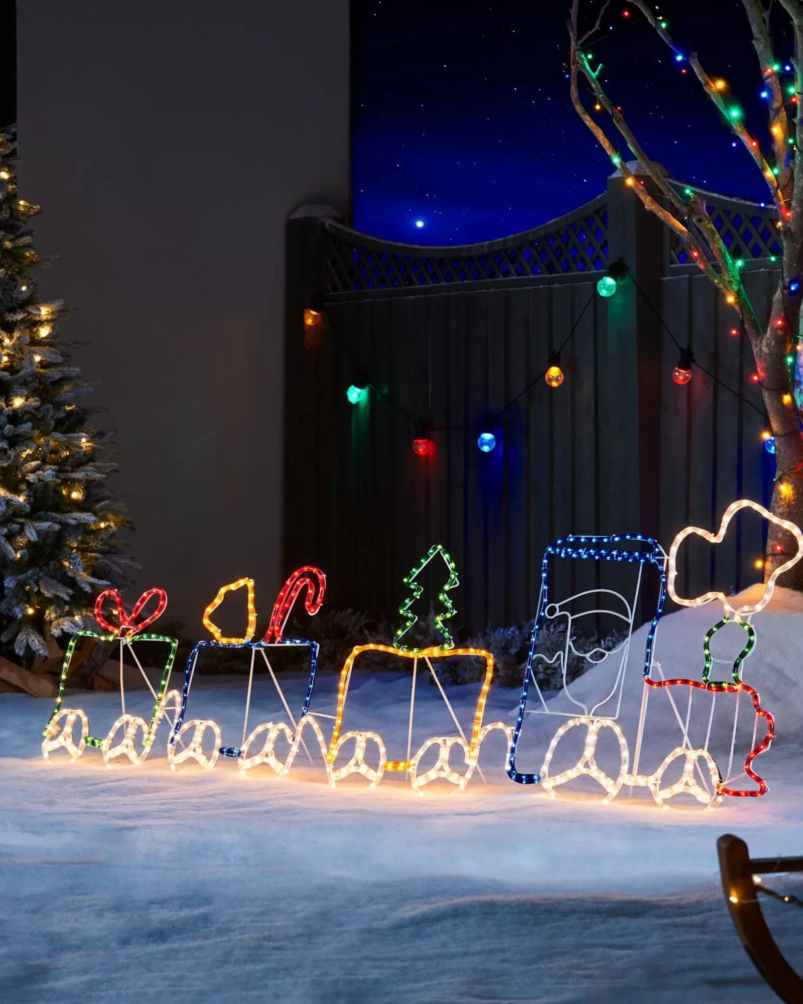 WeRChristmas Christmas Characters^Santa And Train Rope Light Silhouette, 200 Cm