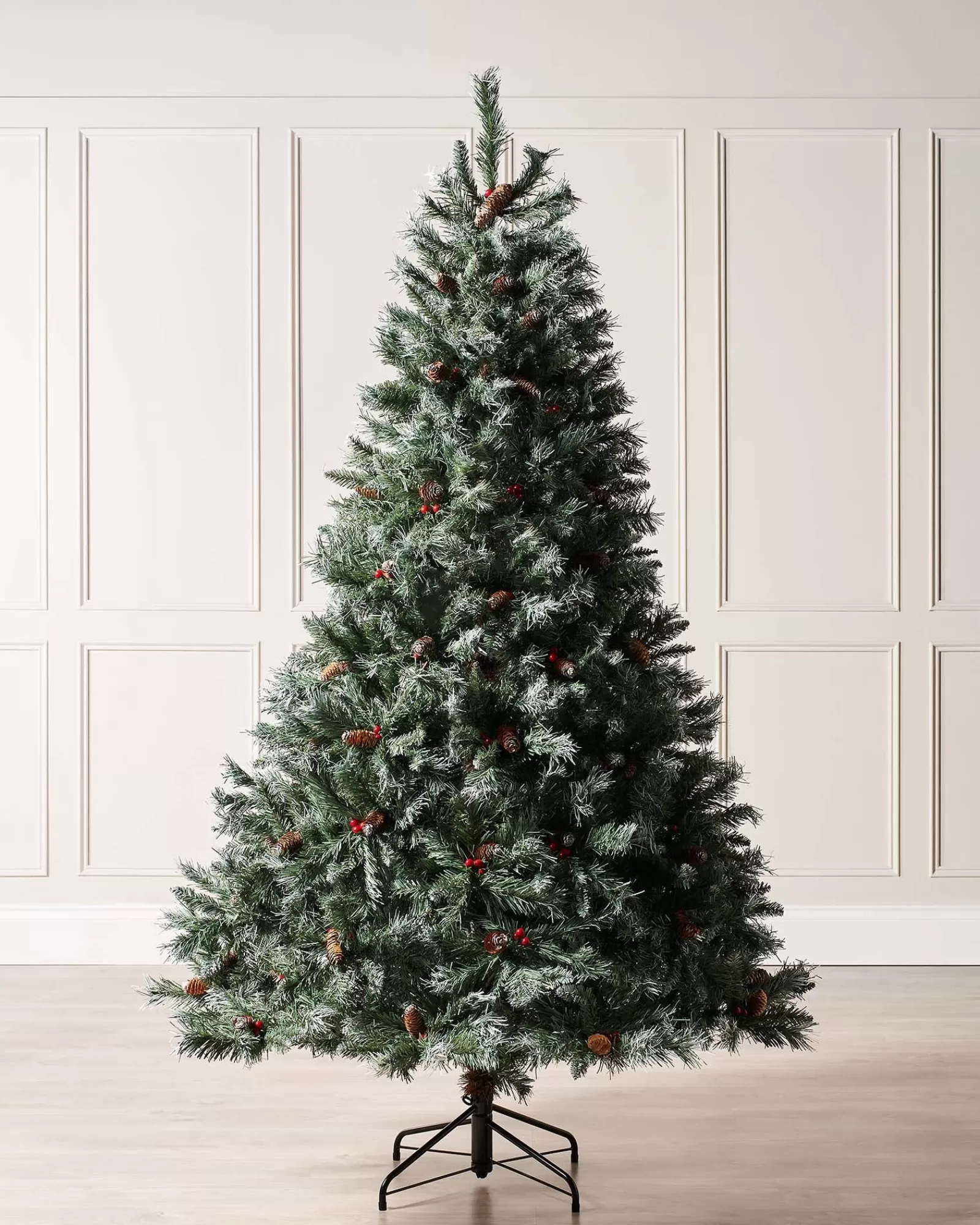 WeRChristmas Snow Flocked Christmas Trees | Unlit Christmas Trees^Scandinavian Blue Spruce Christmas Tree, 6 Ft