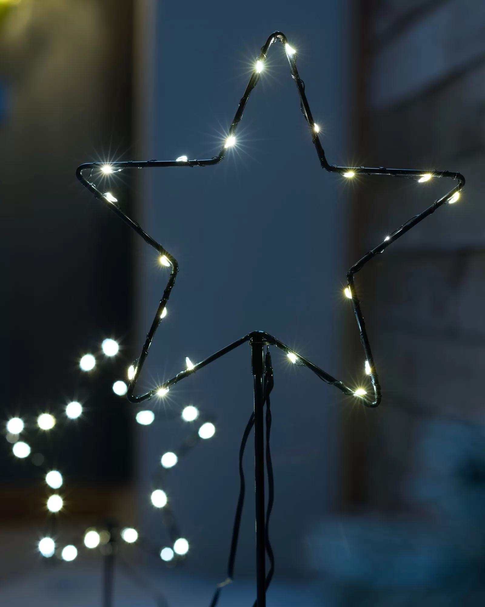 WeRChristmas Pathway Lights^Set Of 2 Pre-Lit Star Pathway Lights, 70 Cm