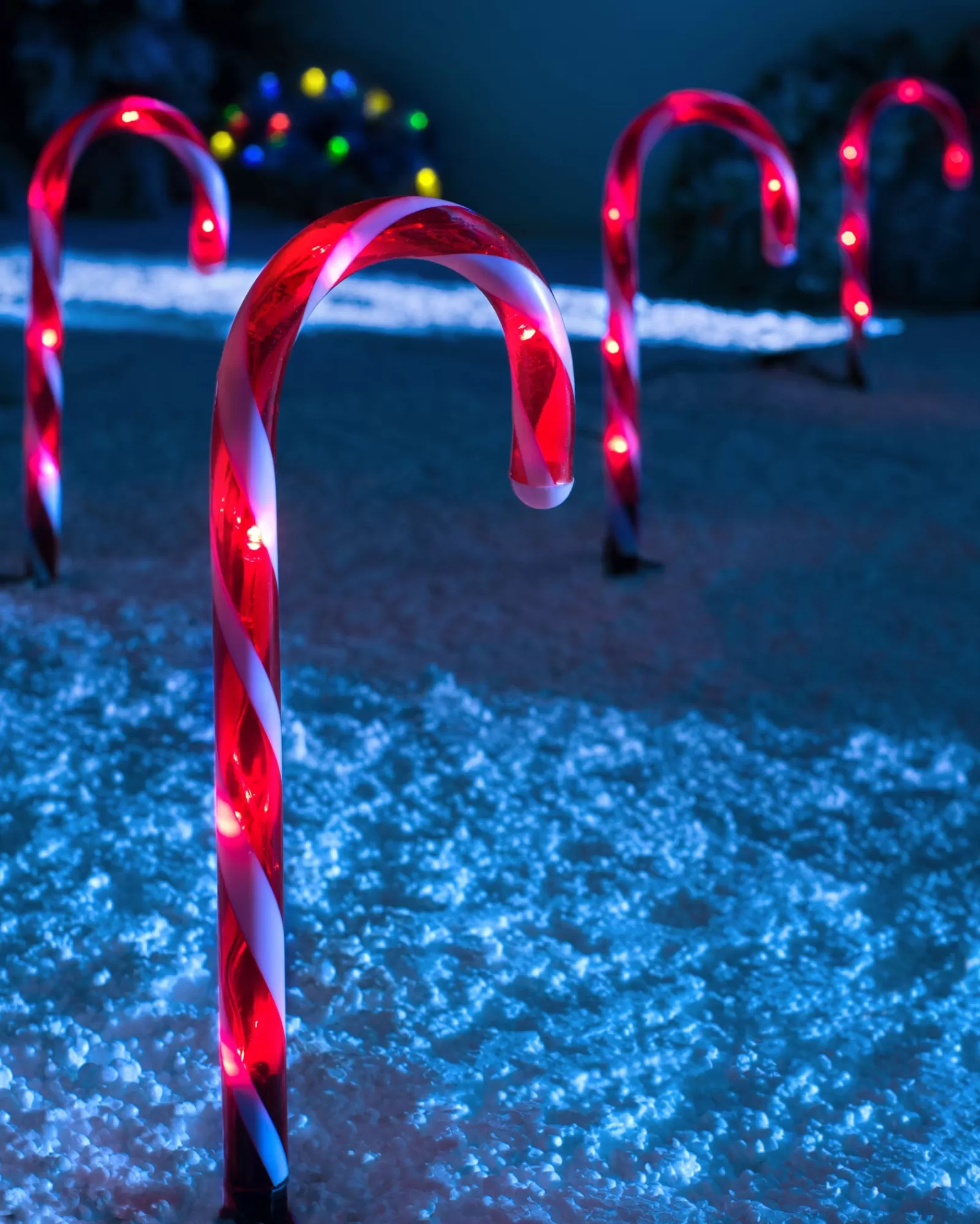 WeRChristmas Connectable Lights^Set Of 4 Connectable Candy Cane Pathway Lights, 38 Cm