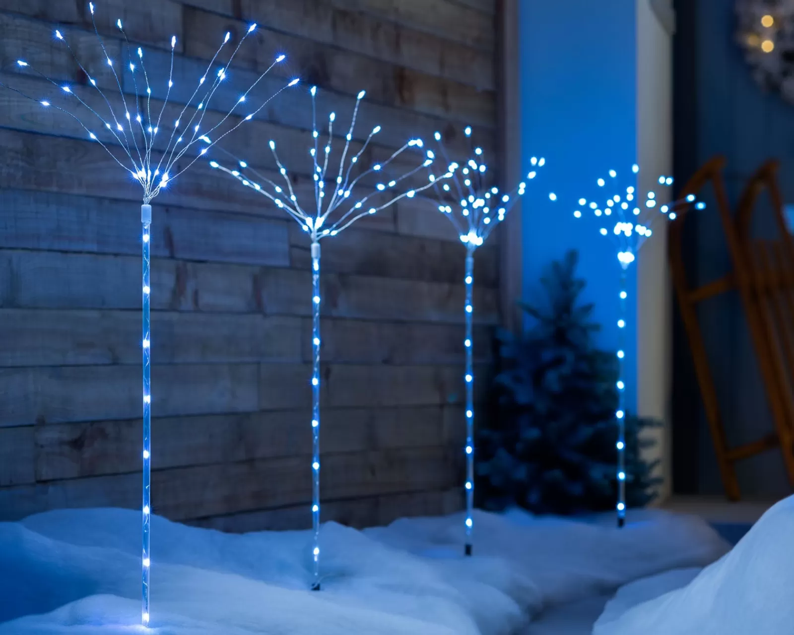 WeRChristmas Festive Star, Snowflake & Sign Lights | Pathway Lights^Set Of 4 Firework Pathway Stake Lights, 96 Cm