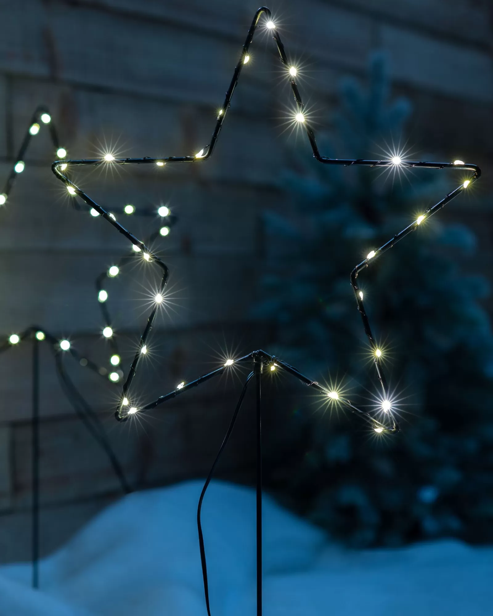 WeRChristmas Pathway Lights^Set Of 4 Pre-Lit Star Pathway Lights, 65 Cm