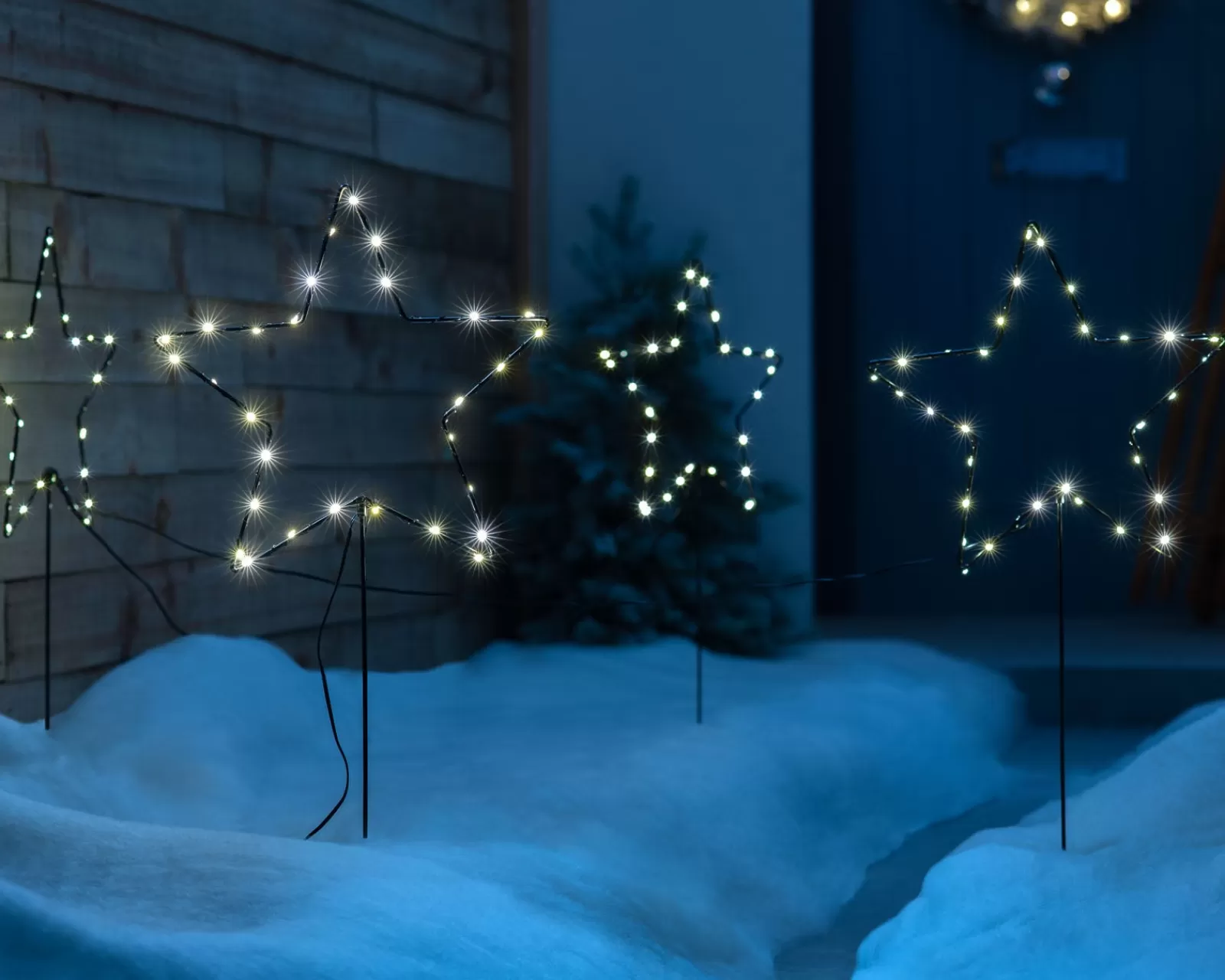 WeRChristmas Pathway Lights^Set Of 4 Pre-Lit Star Pathway Lights, 65 Cm