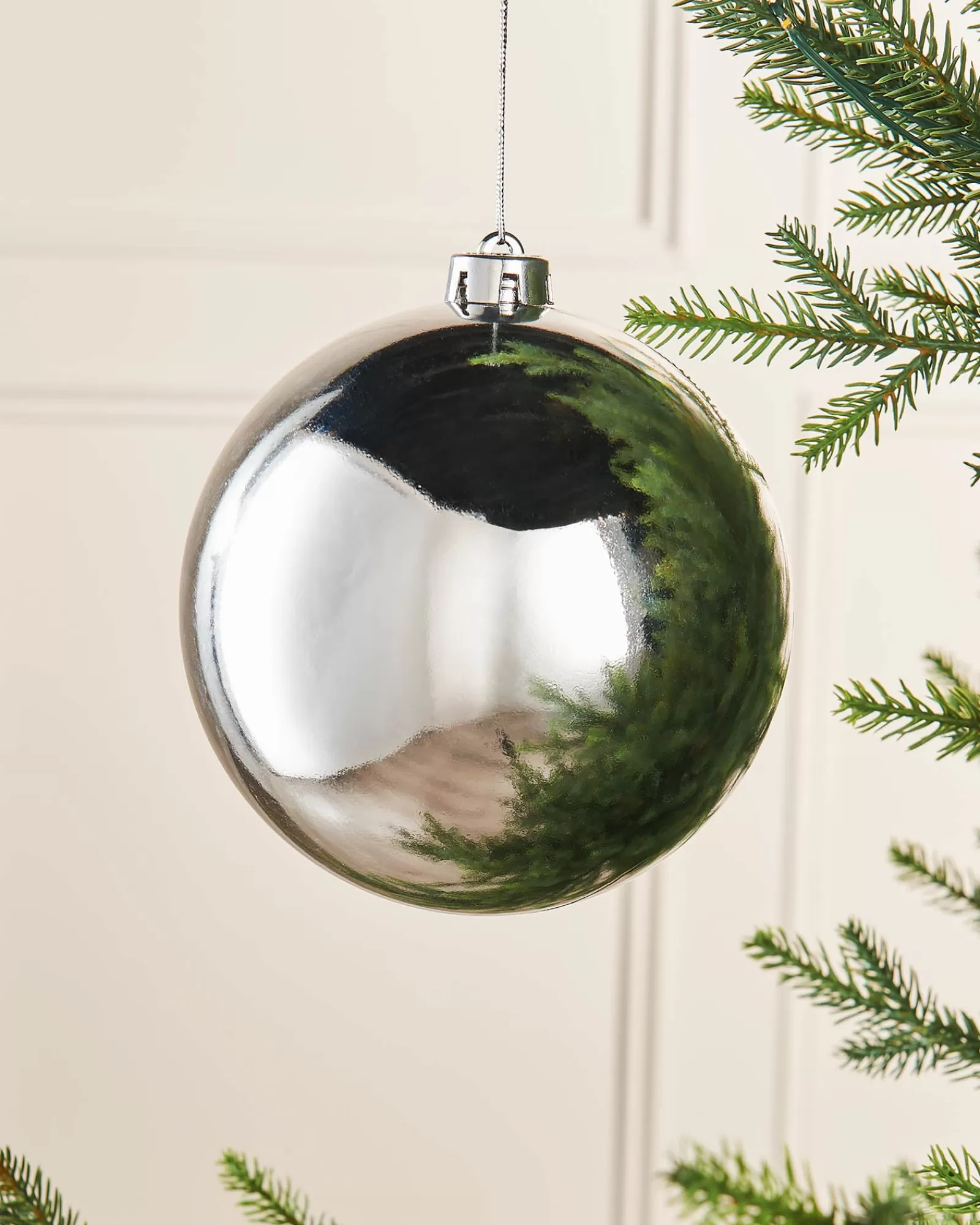 WeRChristmas Oversized Baubles | Shatterproof Baubles^Silver Large Gloss Shatterproof Bauble, 15 Cm