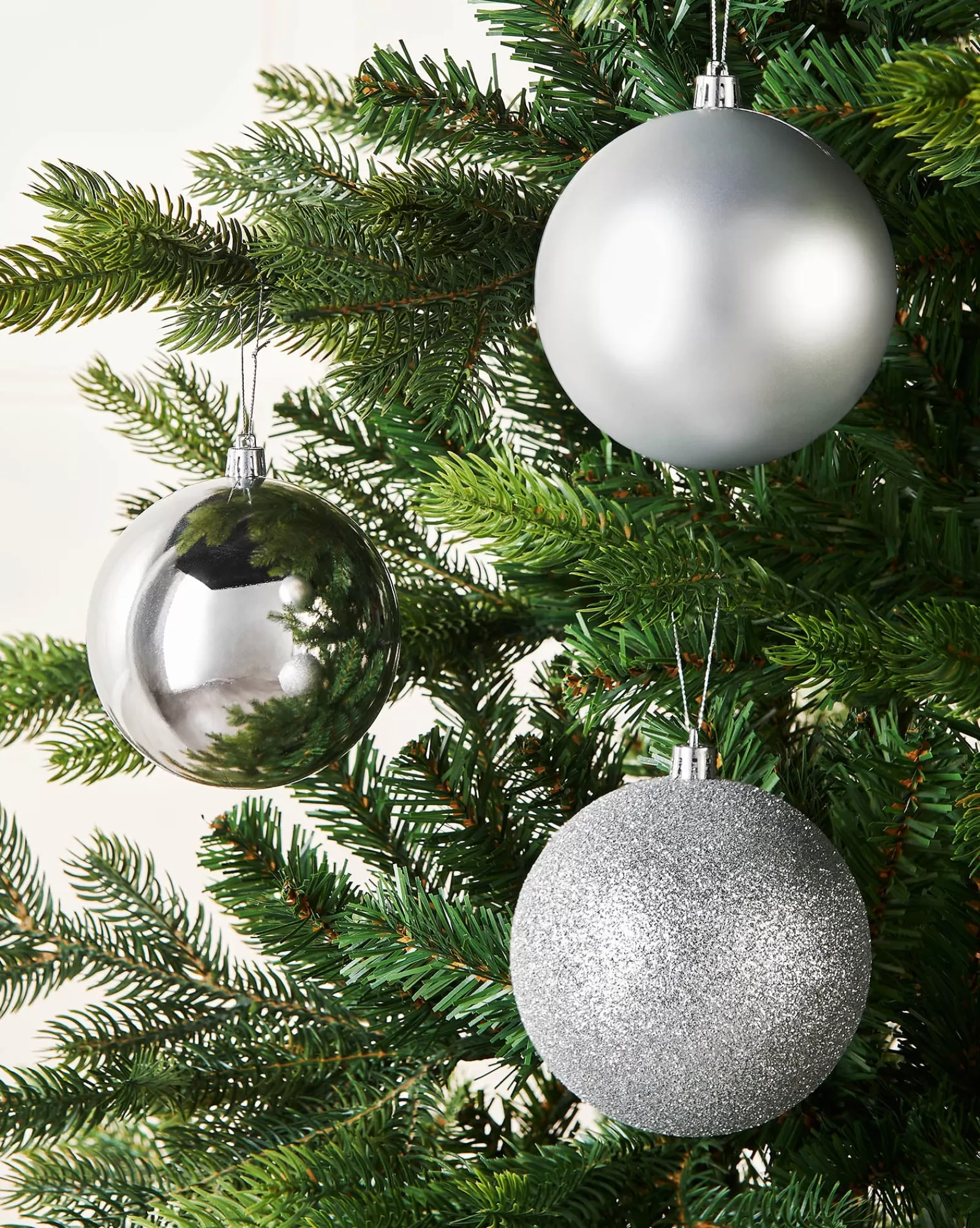 WeRChristmas Oversized Baubles | Shatterproof Baubles^Silver Shatterproof Baubles, 9 Pack, 10 Cm