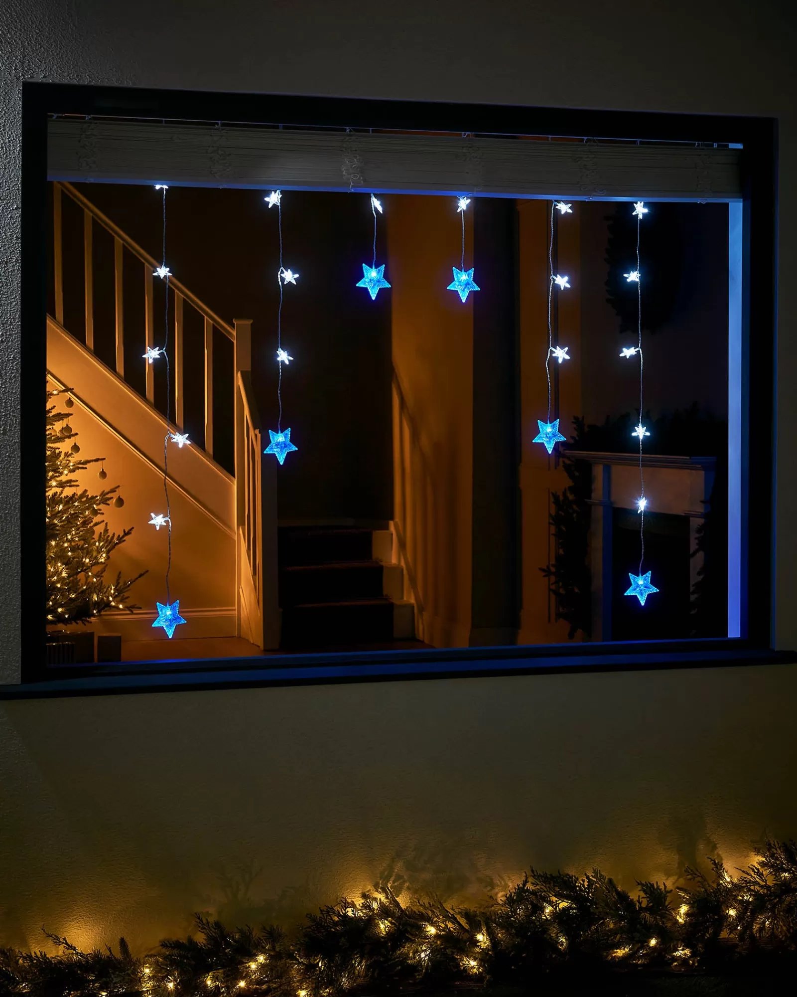 WeRChristmas Window Silhouettes | Curtain & Net Lights^Star Curtain Net Light, Blue/White, 1.2 M