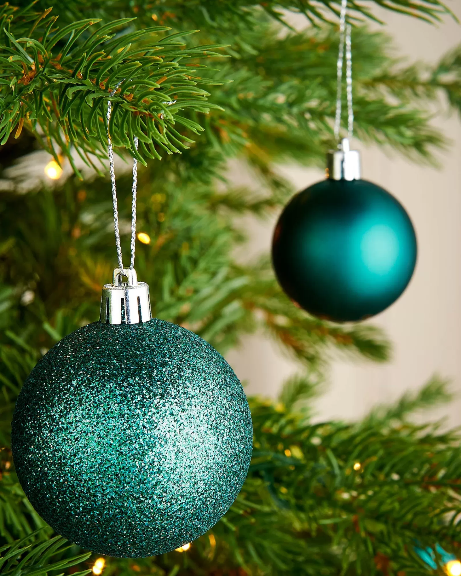 WeRChristmas Shatterproof Baubles^Teal Shatterproof Bauble, 50 Pack