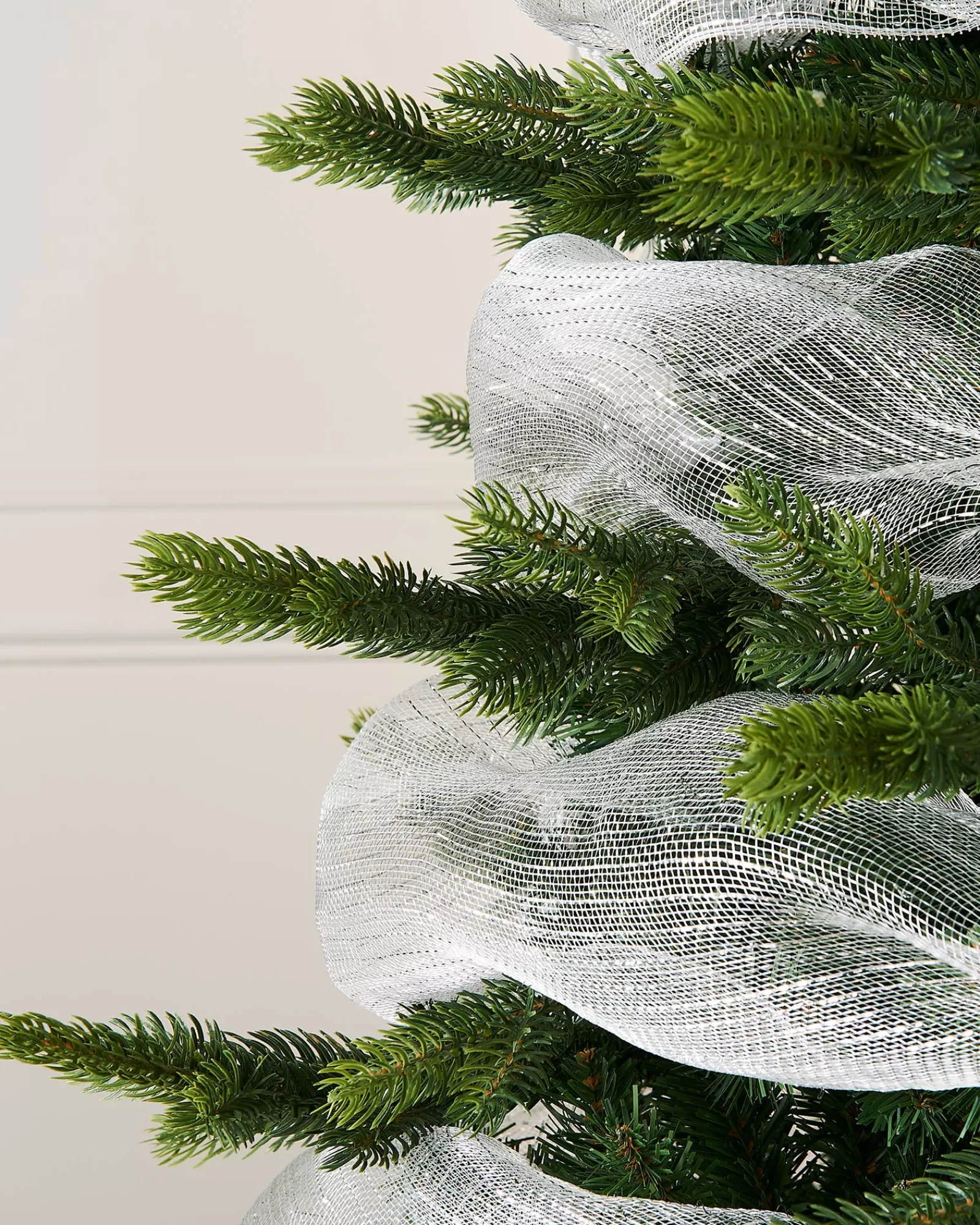 WeRChristmas Deco Mesh^Transparent Mesh With Thin Striped Silver Foil, 9 M