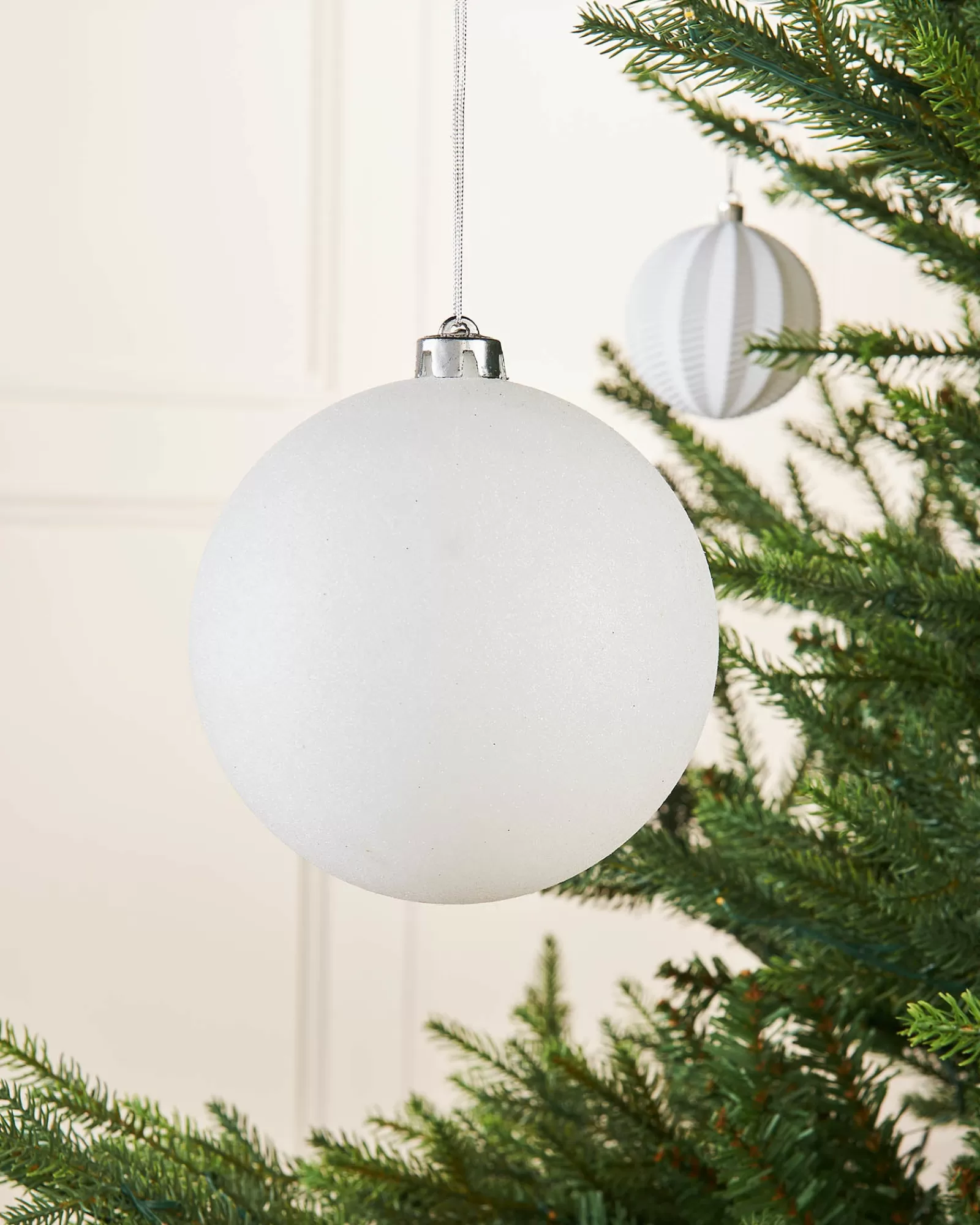 WeRChristmas Oversized Baubles | Shatterproof Baubles^White Large Glitter Shatterproof Bauble, 15 Cm