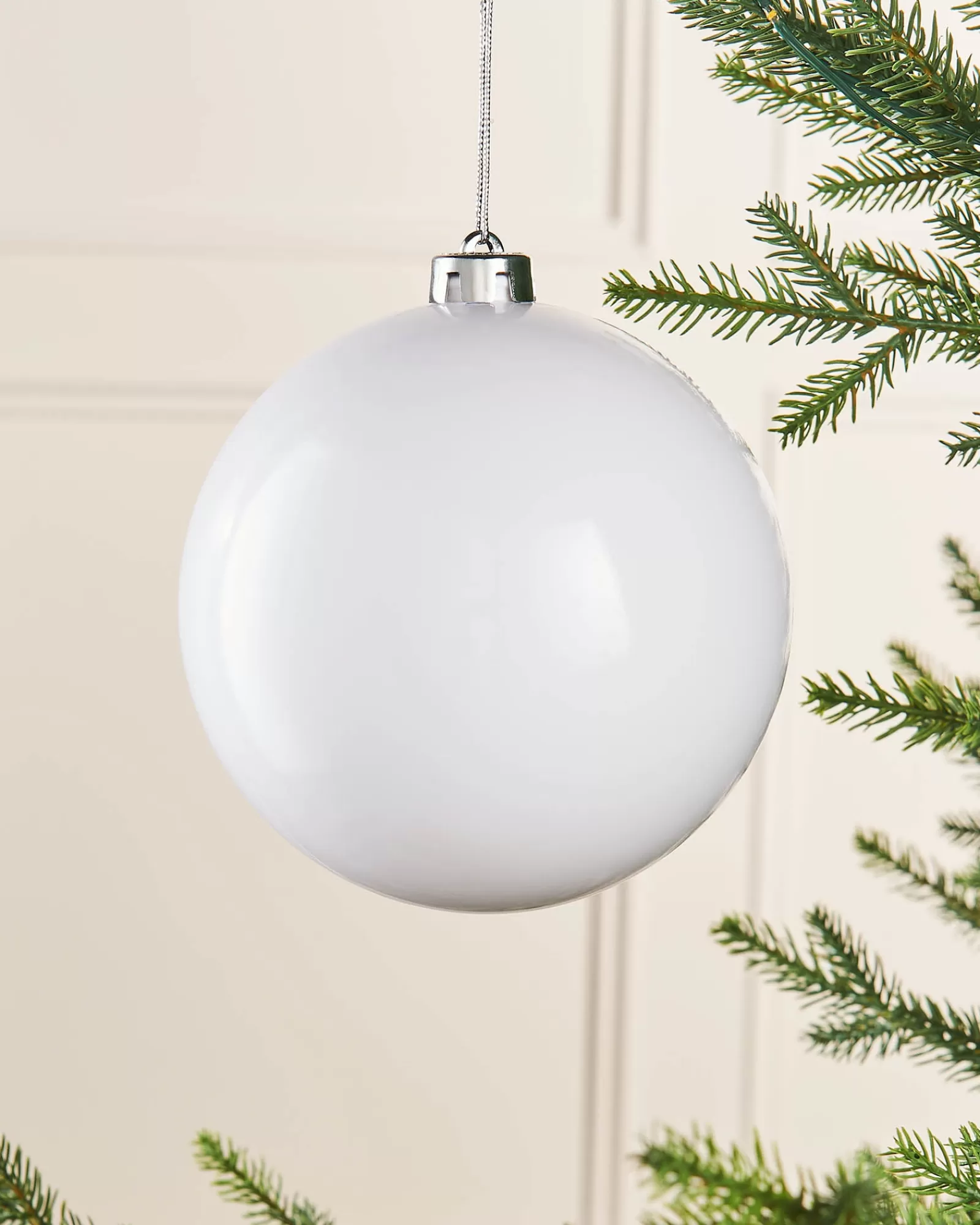 WeRChristmas Oversized Baubles | Shatterproof Baubles^White Large Gloss Shatterproof Bauble, 15 Cm